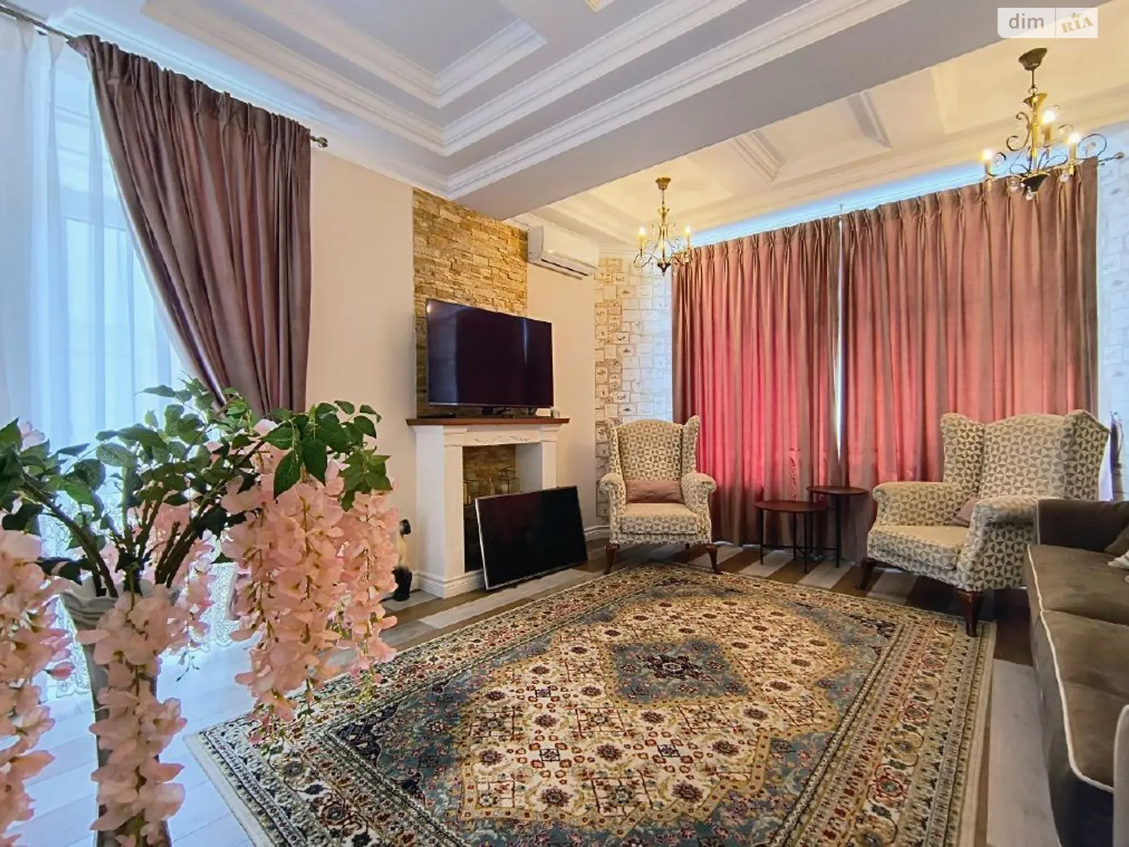 Продается 3-комнатная квартира 91.7 кв. м в Одессе, цена: 120000 $