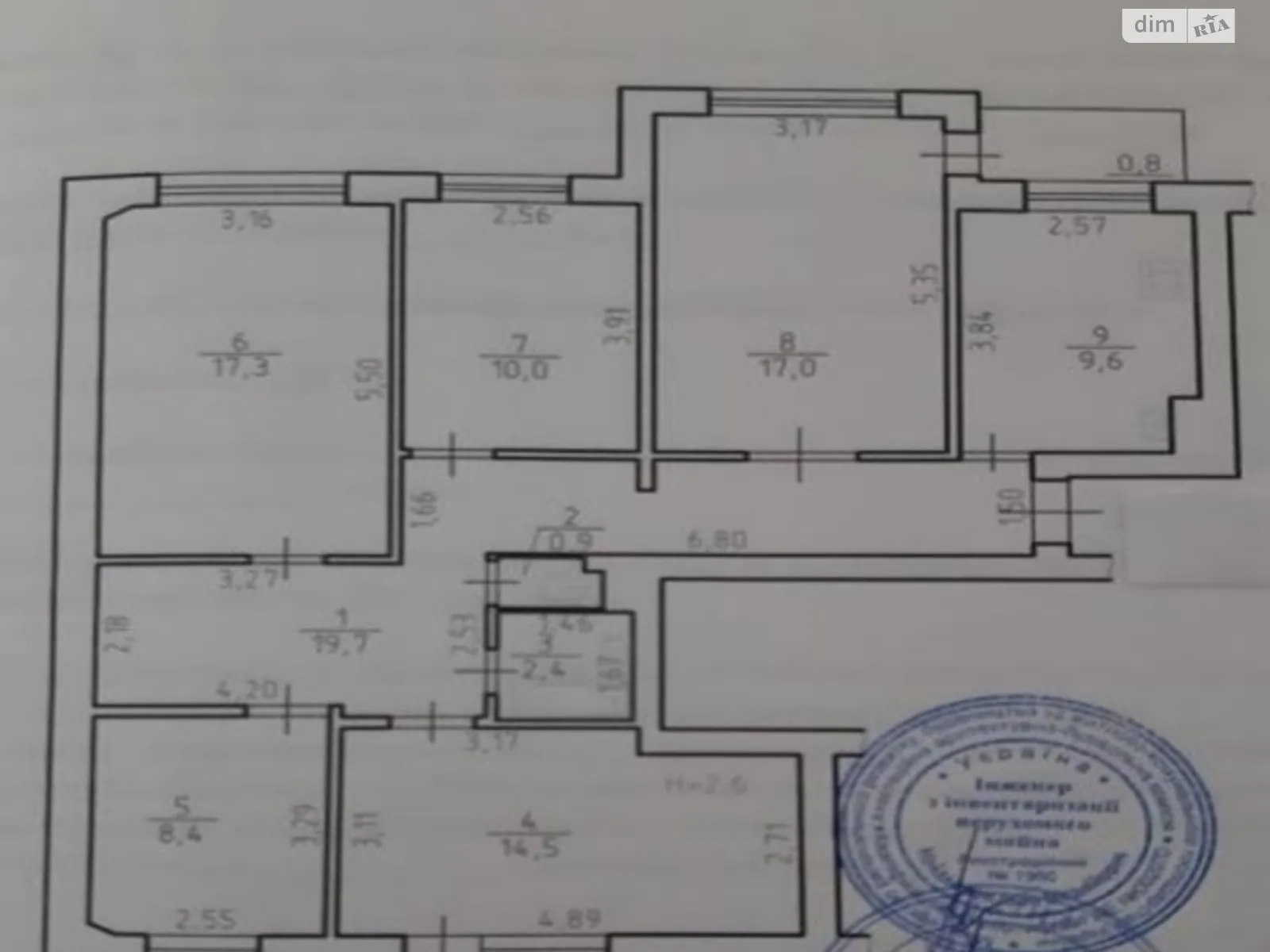 Продається 5-кімнатна квартира 103 кв. м у Одесі, просп. Академіка Глушка