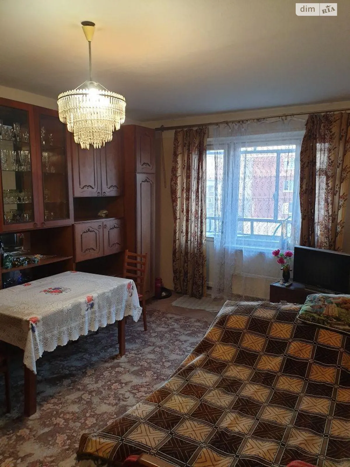Продается 2-комнатная квартира 54 кв. м в Львове, ул. Хоткевича Гната, 32