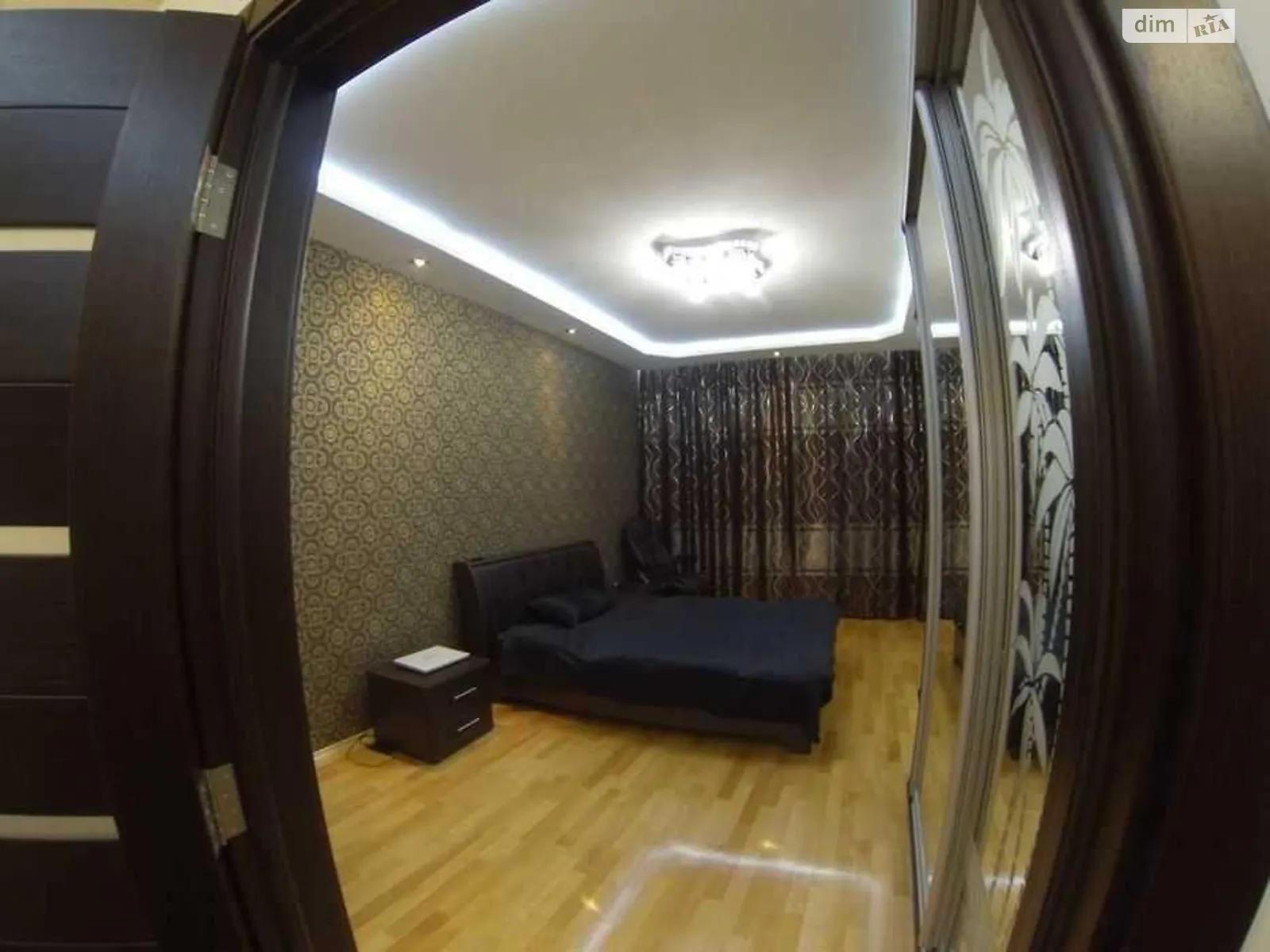 Сдается в аренду 2-комнатная квартира 72 кв. м в Львове, ул. Ромашковая, 10А