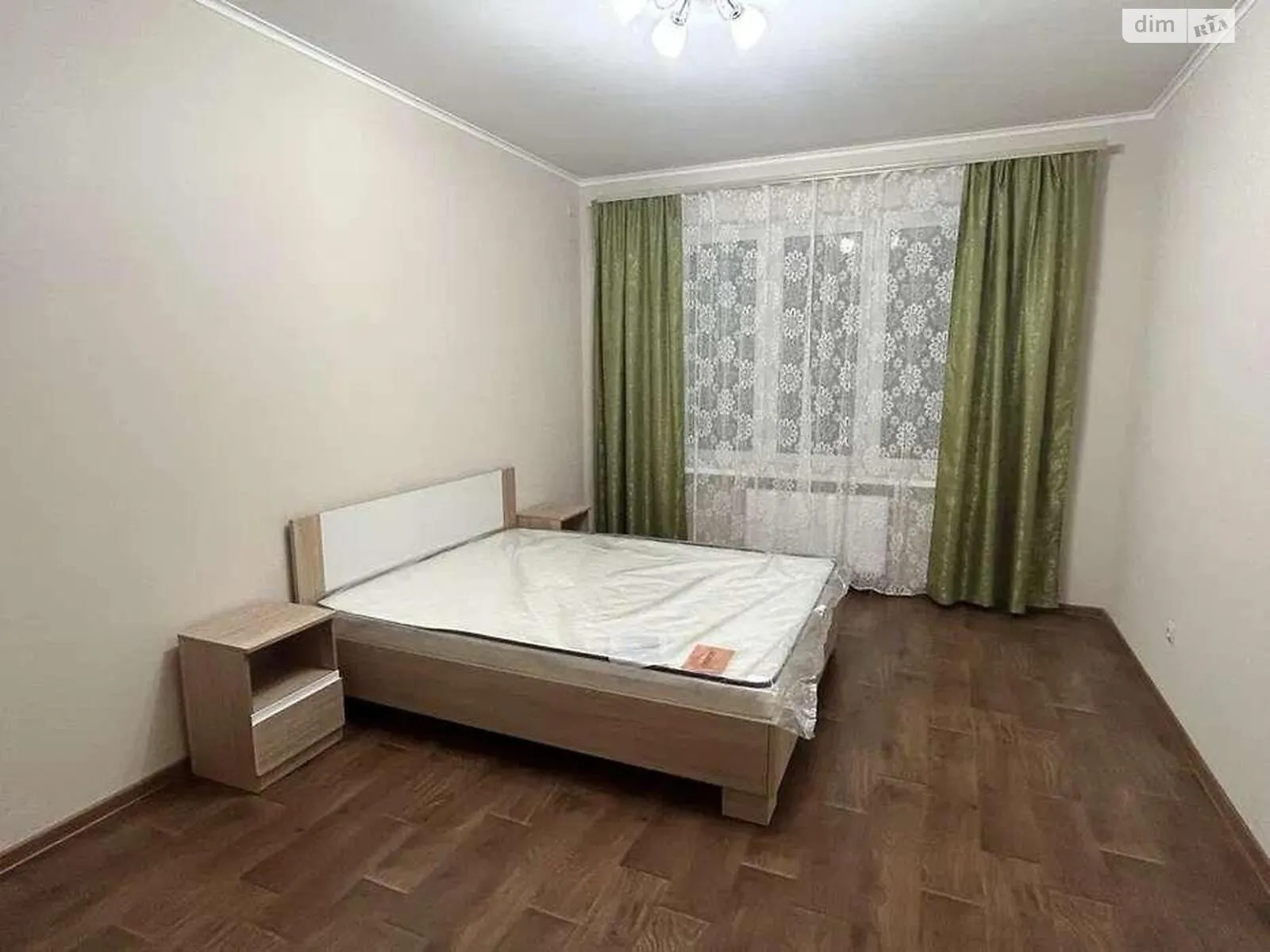 Сдается в аренду 1-комнатная квартира 48 кв. м в Киеве, ул. Ревуцкого, 54Б