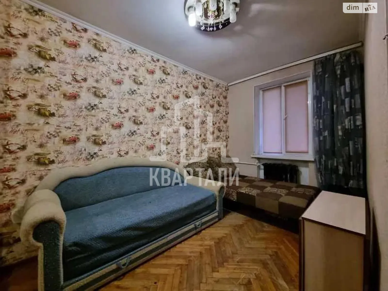 Продается 2-комнатная квартира 42 кв. м в Киеве, пер. Чугуевский, 15