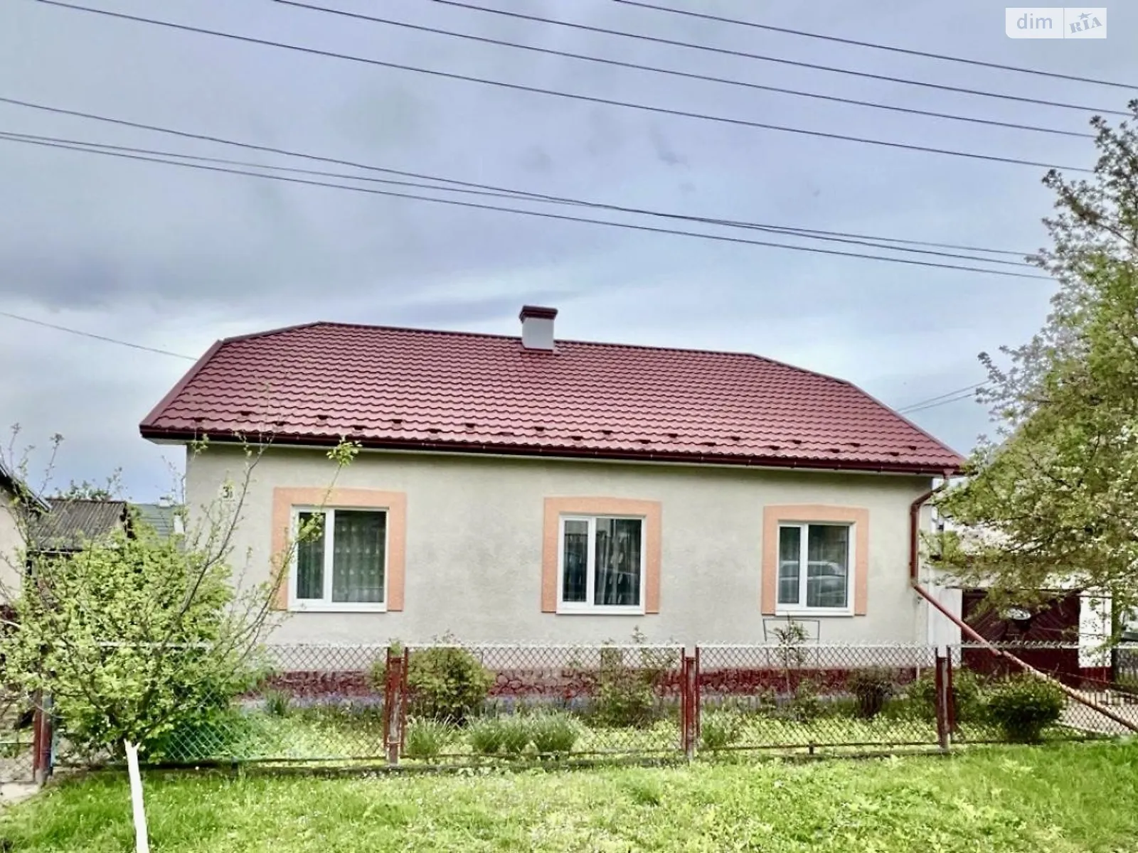 Продається одноповерховий будинок 128.9 кв. м з гаражем, цена: 65000 $