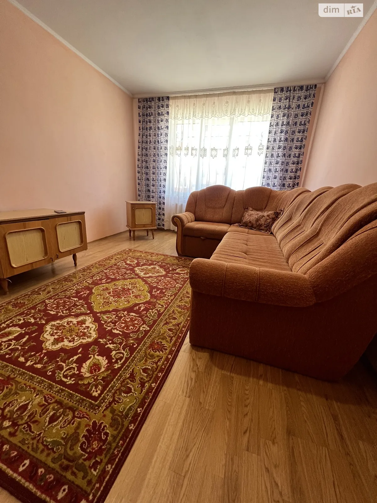 1-комнатная квартира 45 кв. м в Тернополе, ул. Черновецкая
