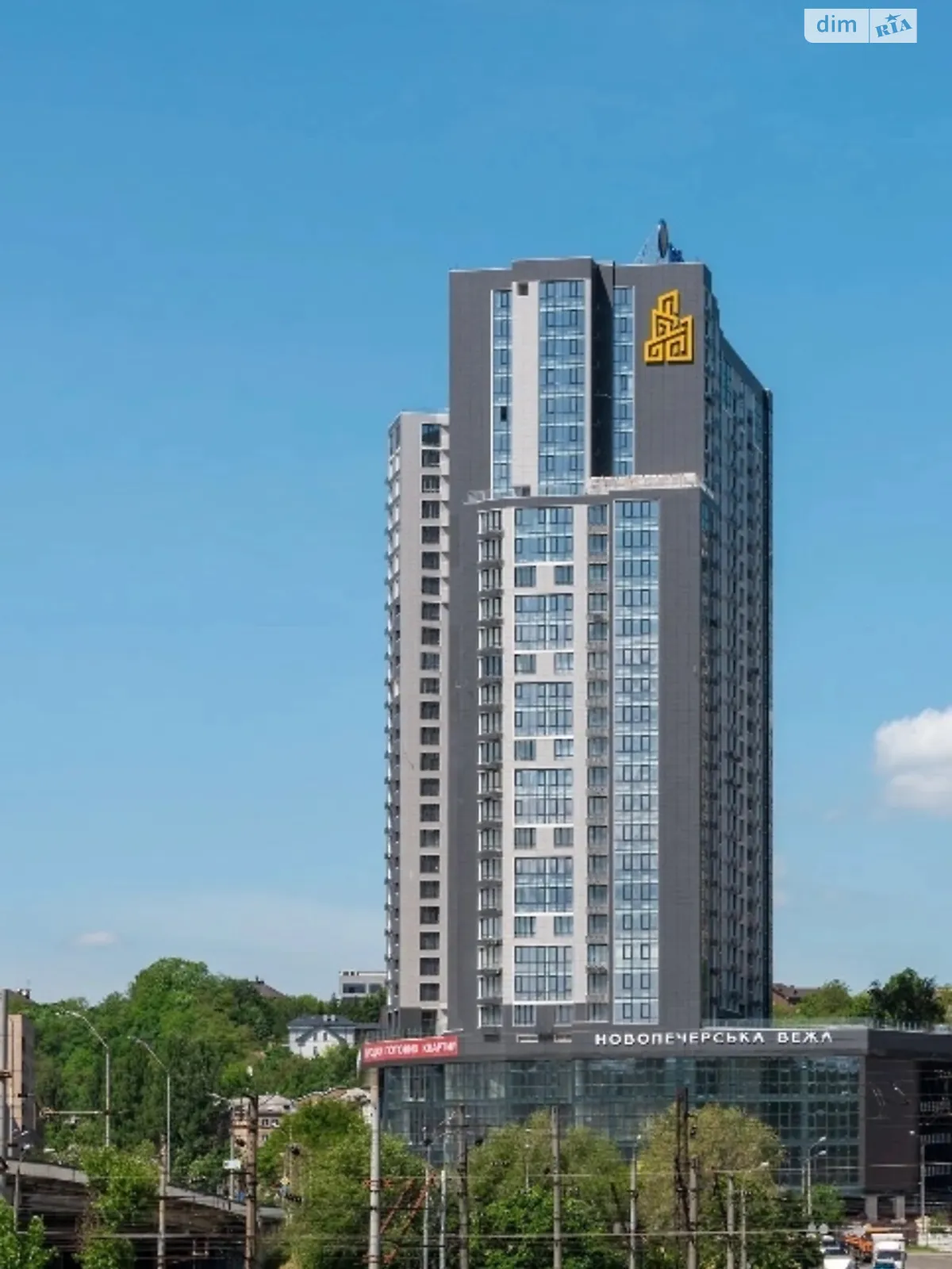 Продается 3-комнатная квартира 137 кв. м в Киеве, ул. Михаила Бойчука, 41-43