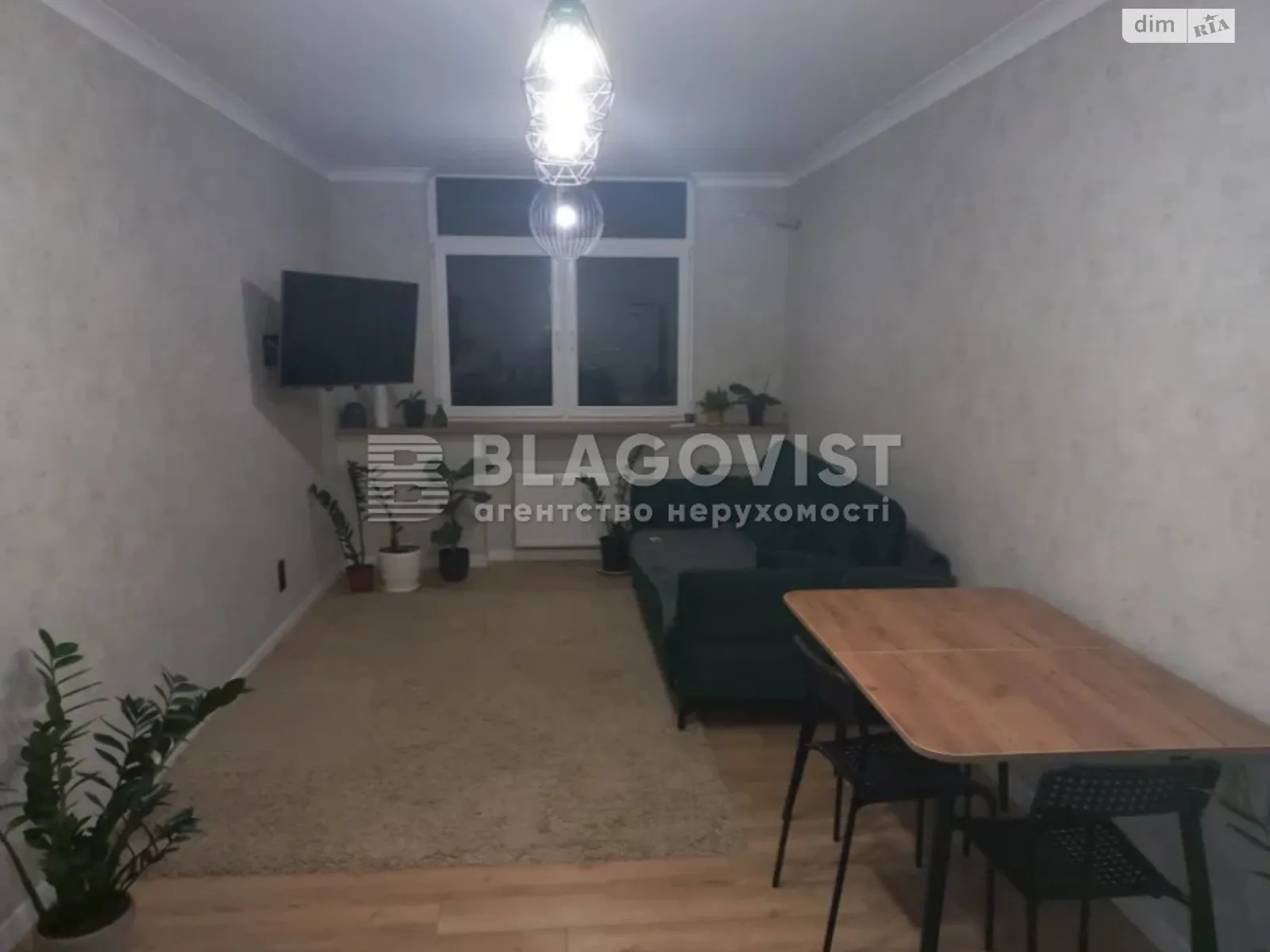 Продается 3-комнатная квартира 87 кв. м в Киеве, бул. Вацлава Гавела, 28