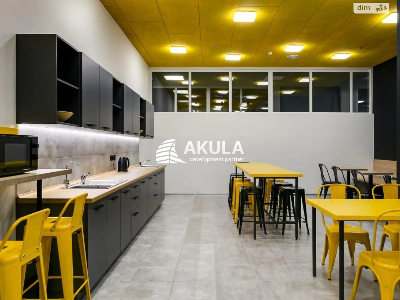 Сдается в аренду офис 891 кв. м в бизнес-центре, цена: 11000 $ - фото 1
