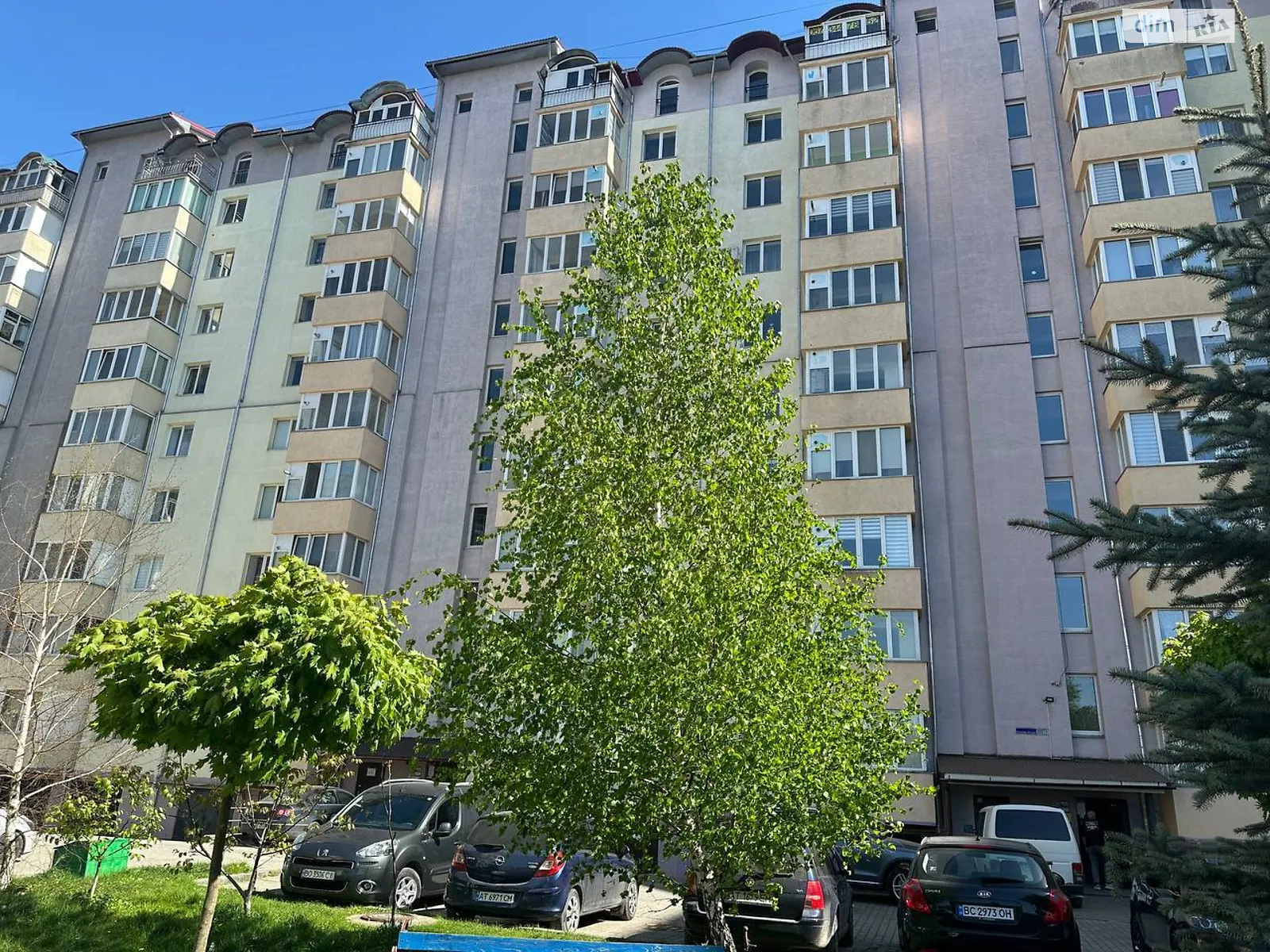 Продается 1-комнатная квартира 38 кв. м в Ивано-Франковске, цена: 31000 $