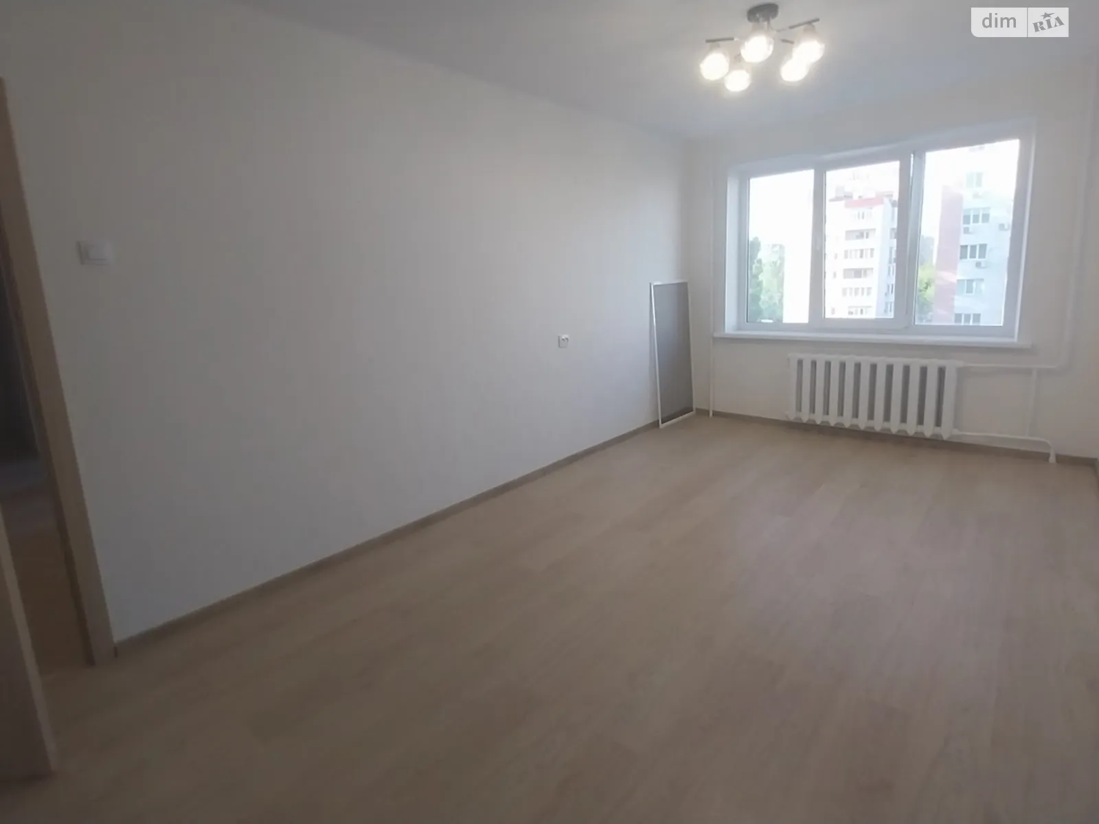 Продается 3-комнатная квартира 63.7 кв. м в Виннице - фото 1