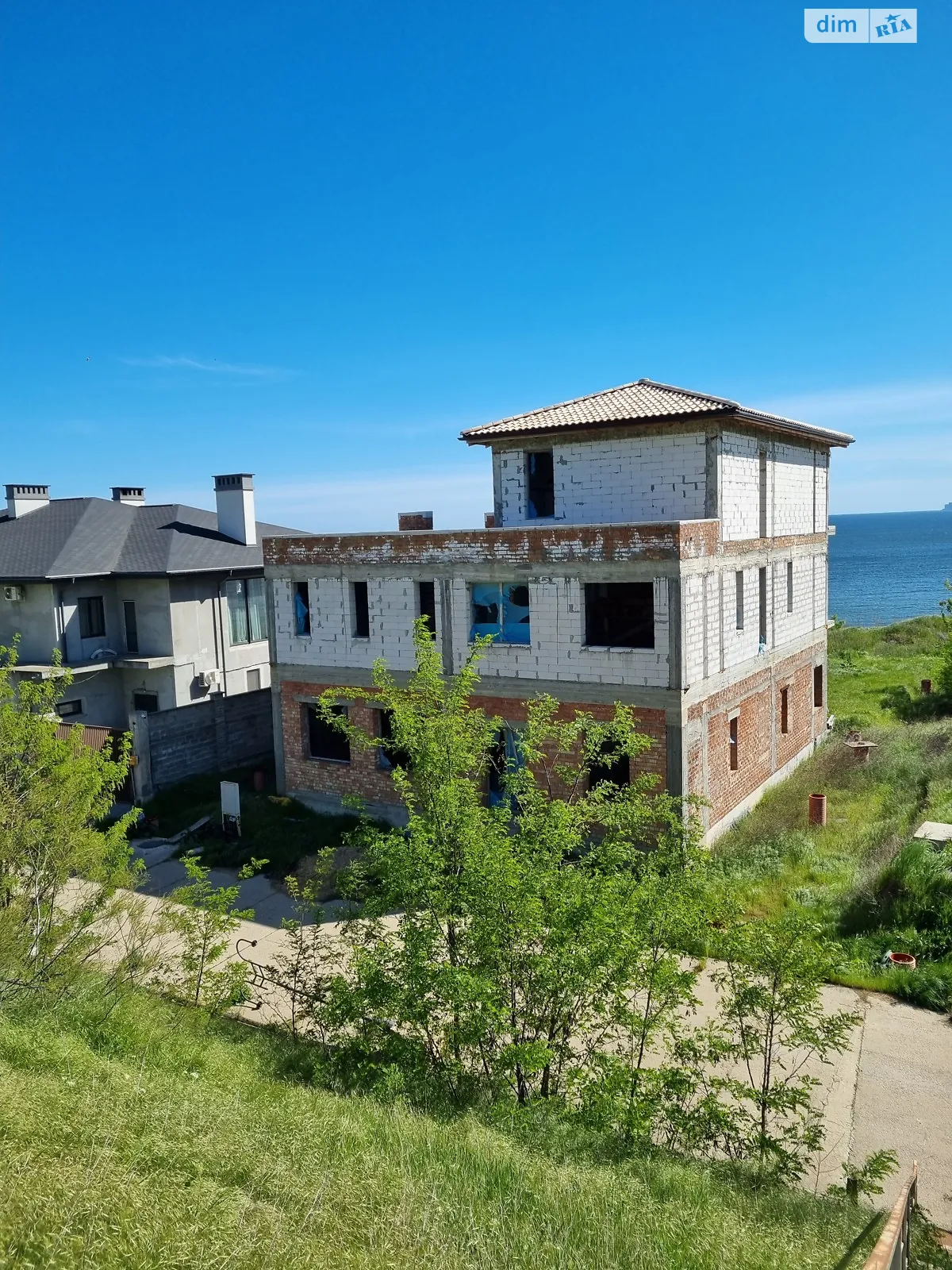Продається будинок 3 поверховий 457 кв. м с басейном, цена: 220000 $ - фото 1