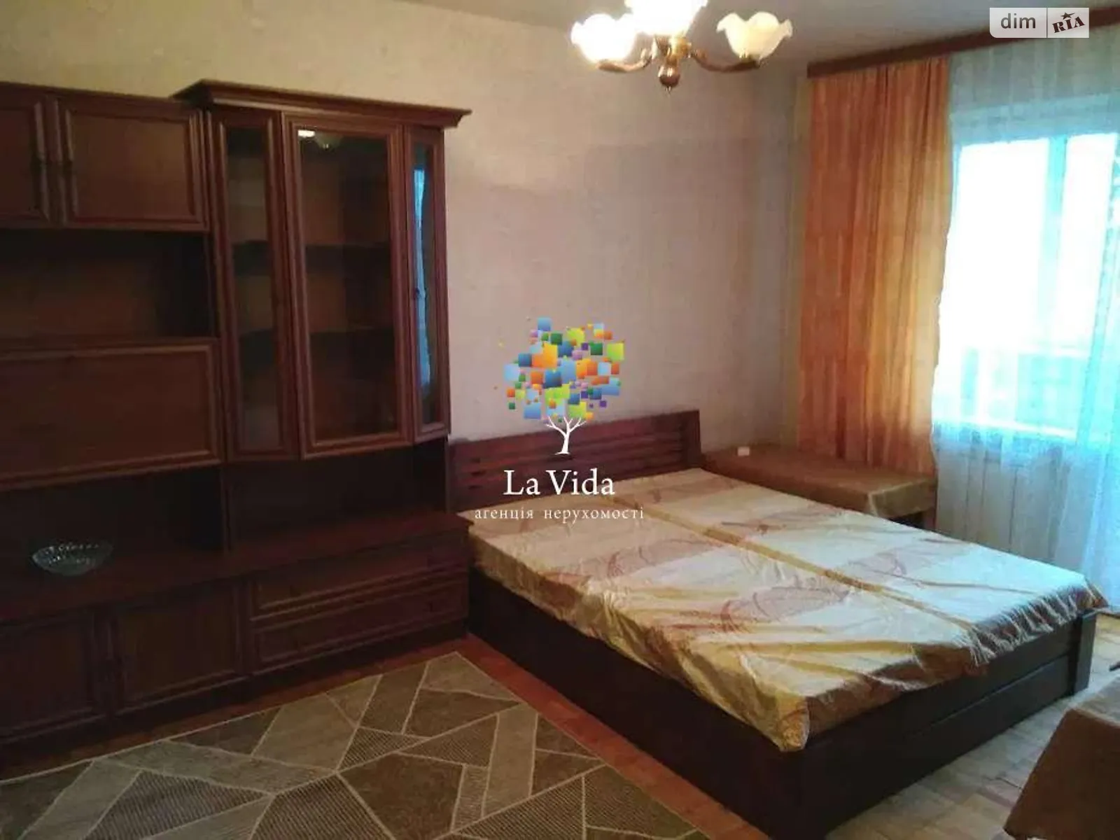 Продается 1-комнатная квартира 42 кв. м в Киеве, ул. Братства тарасовцев(Декабристов) - фото 1
