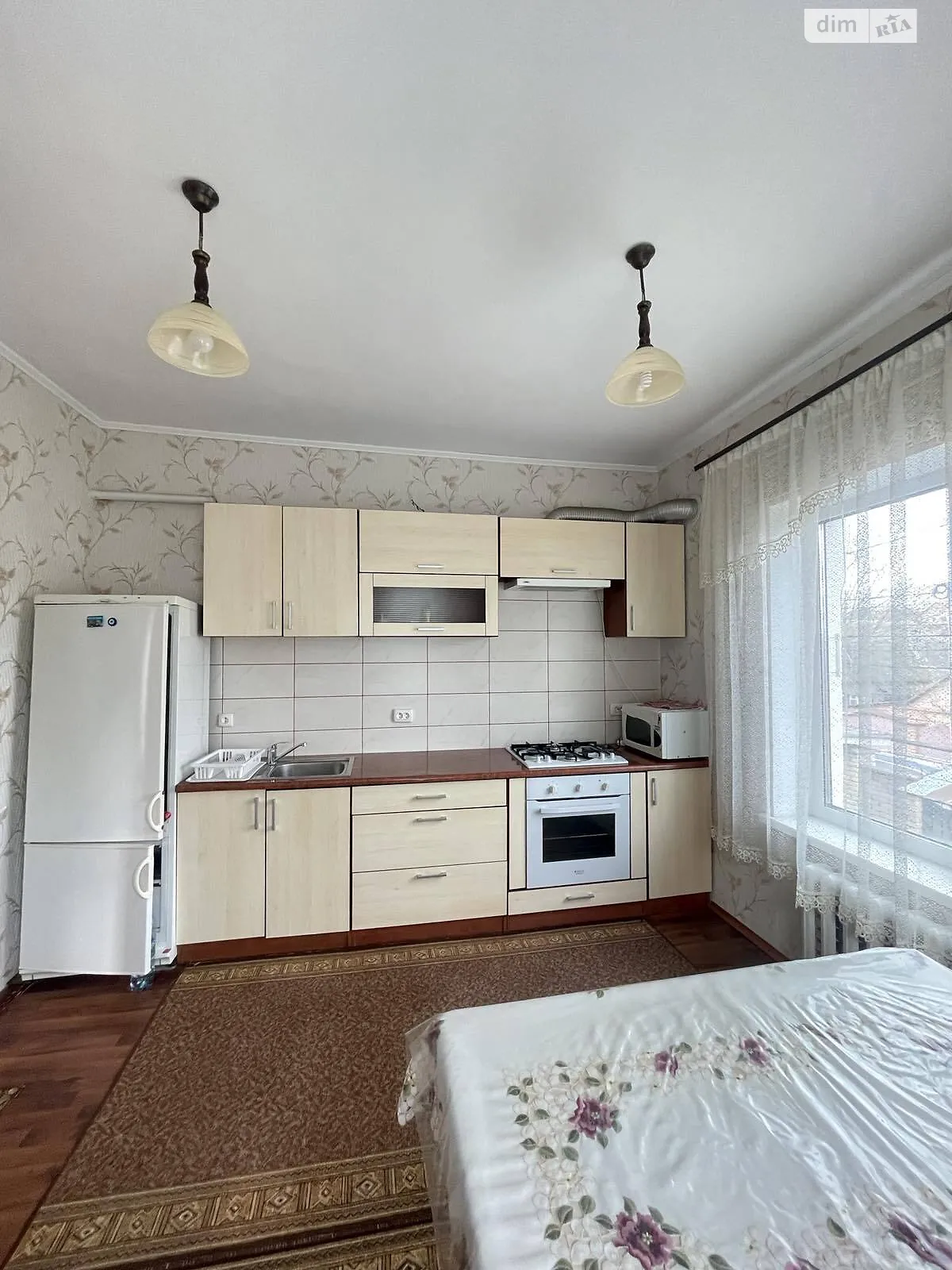 Продається одноповерховий будинок 73 кв. м з гаражем, цена: 72500 $