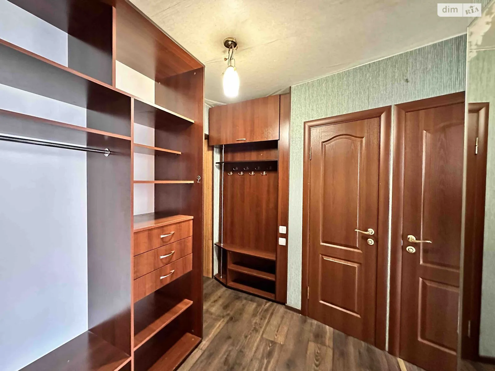 Продается 2-комнатная квартира 54 кв. м в Хмельницком, цена: 40000 $