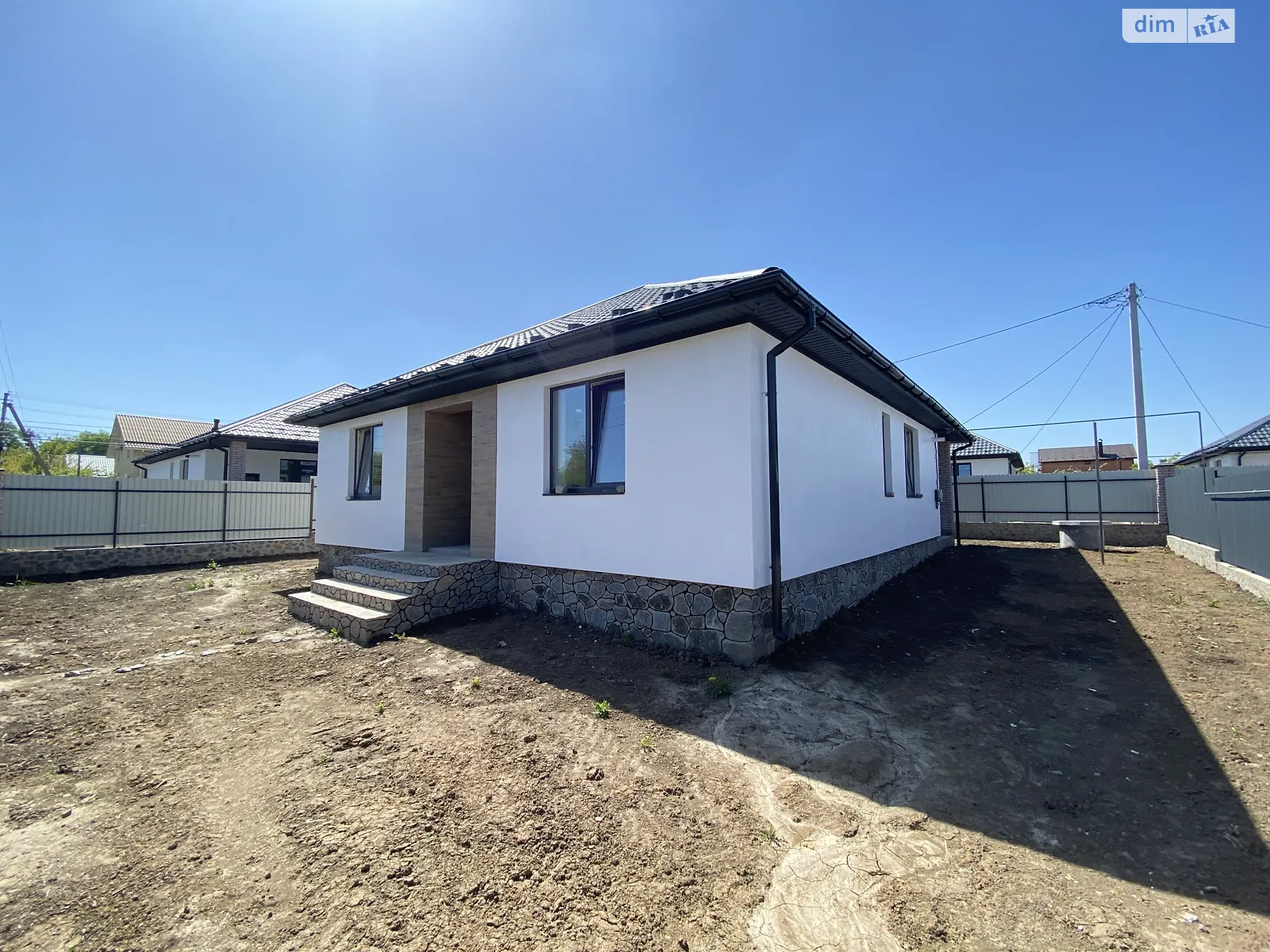 Продается одноэтажный дом 110 кв. м с участком, цена: 110000 $ - фото 1