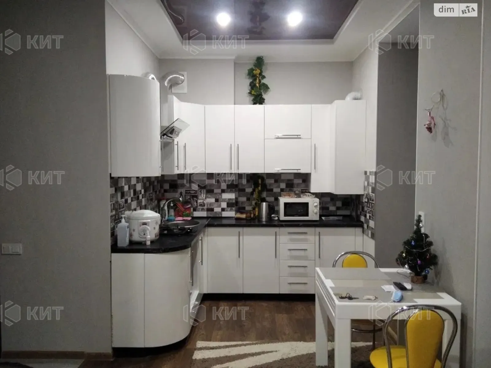 Продается 1-комнатная квартира 32 кв. м в Харькове, ул. Дизельная, 14 - фото 1