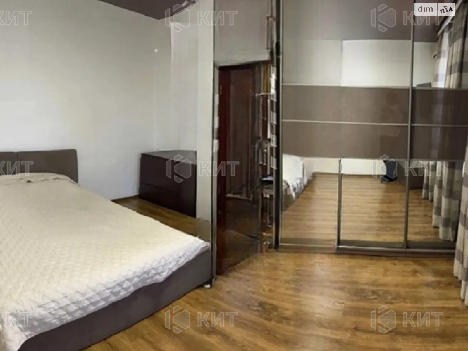 Продается 2-комнатная квартира 70 кв. м в Харькове, ул. Тюринская, 1 - фото 1