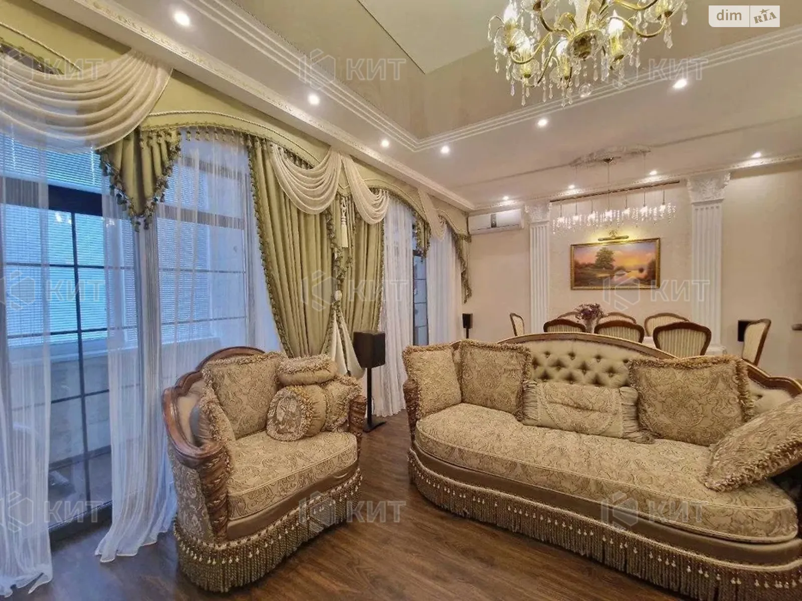 Продается 4-комнатная квартира 130 кв. м в Харькове, ул. Спартака, 17 - фото 1
