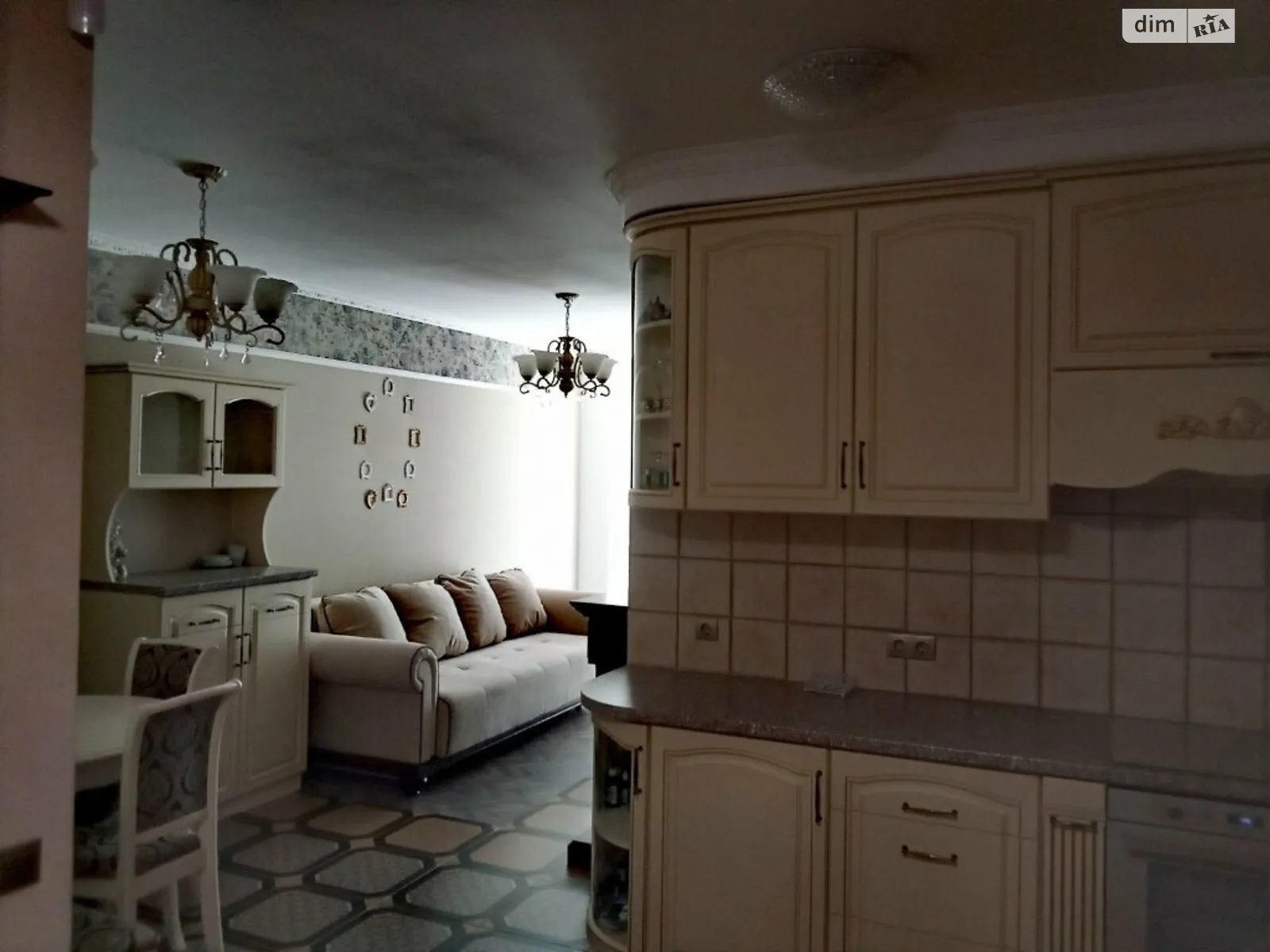 Продается 2-комнатная квартира 51 кв. м в Киеве, ул. Драгоманова, 2А - фото 1