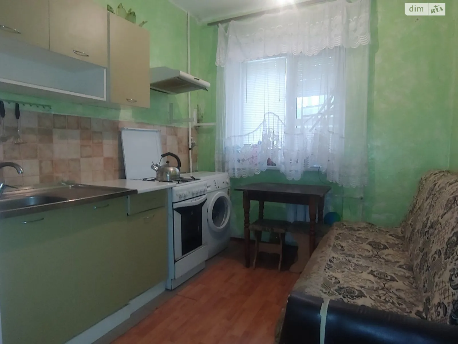 Продается 2-комнатная квартира 44.2 кв. м в Черноморске, ул. Парковая, 4 - фото 1