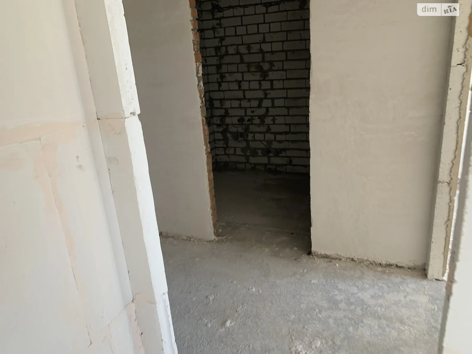 Продается 1-комнатная квартира 41 кв. м в Буче, ул. Ивана Кожедуба, 4Б - фото 1