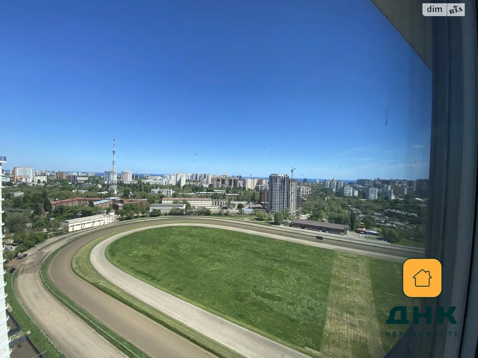 Продается 1-комнатная квартира 41 кв. м в Одессе, ул. Краснова, 3 корпус 61 - фото 1