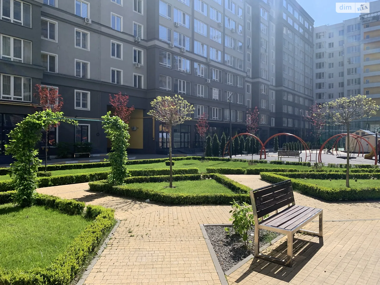 Продається 1-кімнатна квартира 40 кв. м у Бучі, вул. Івана Кожедуба - фото 1