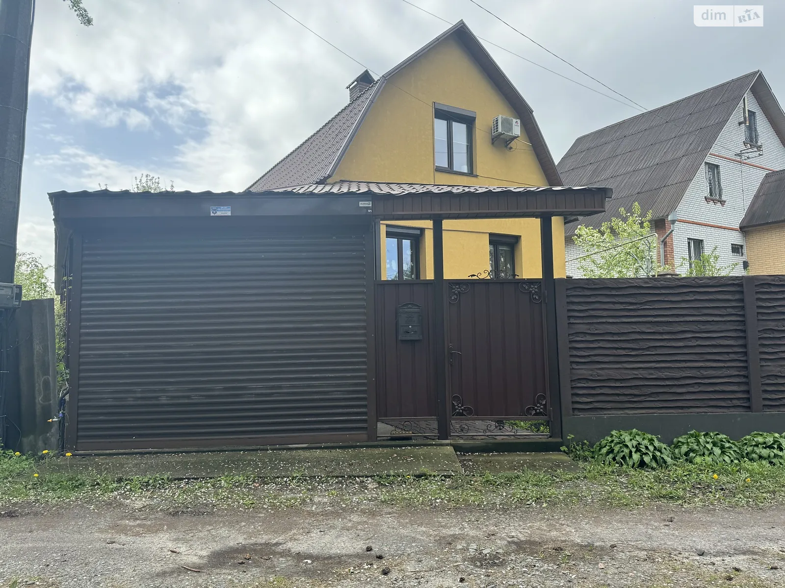 Продается дом на 2 этажа 100 кв. м с камином, цена: 159000 $ - фото 1