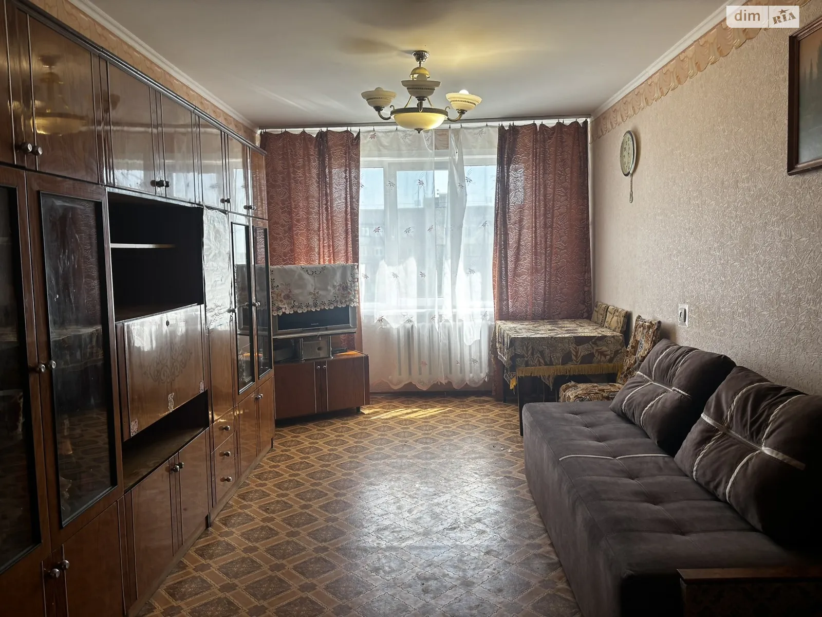 Продается 3-комнатная квартира 67 кв. м в Черкассах, ул. Чехова - фото 1