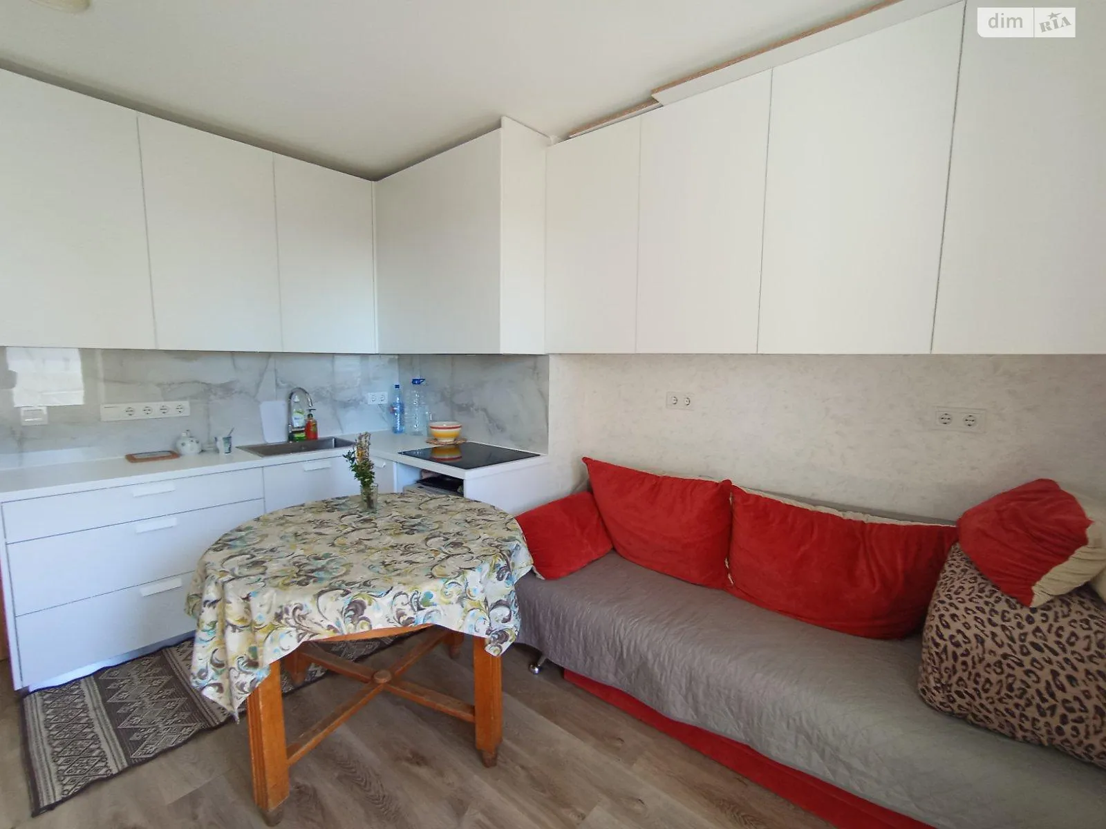 Продается 1-комнатная квартира 26 кв. м в Коцюбинском, цена: 38000 $