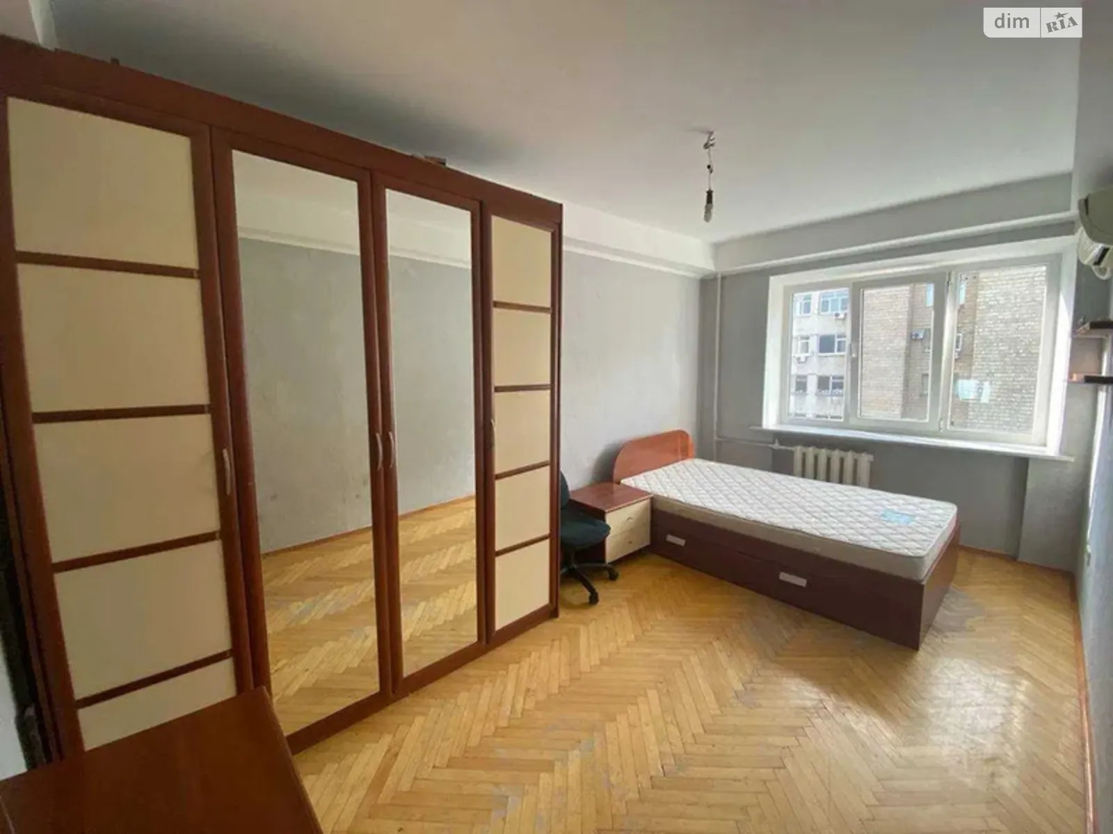 Продается 2-комнатная квартира 46 кв. м в Киеве, бул. Леси Украинки, 28 - фото 1