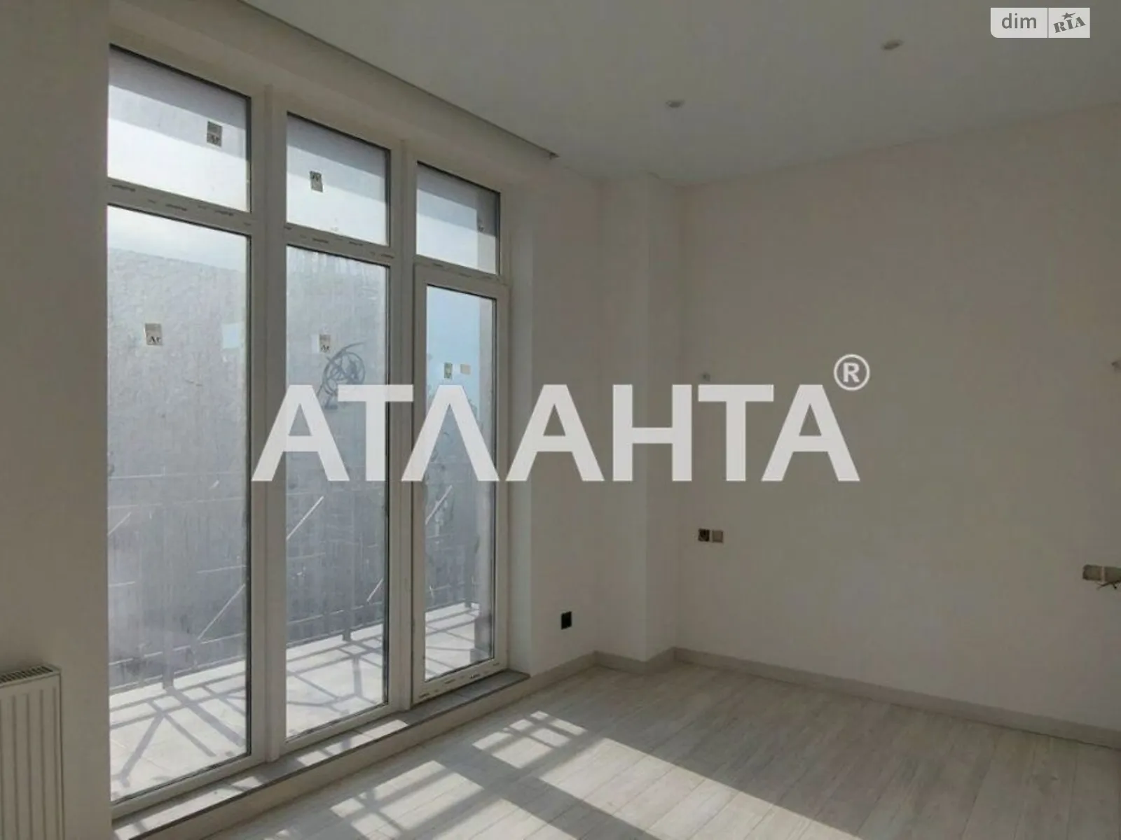 Продається 2-кімнатна квартира 62.5 кв. м у Одесі, цена: 95000 $