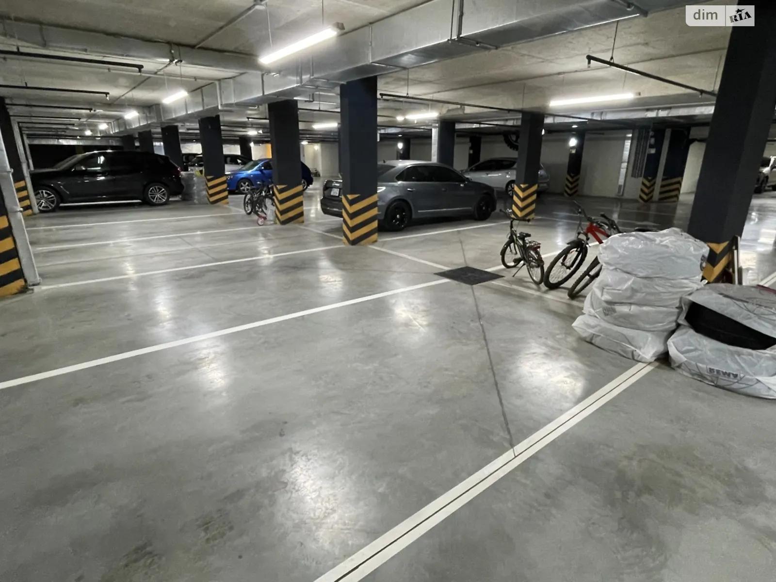 Продается подземный паркинг под легковое авто на 16 кв. м - фото 4