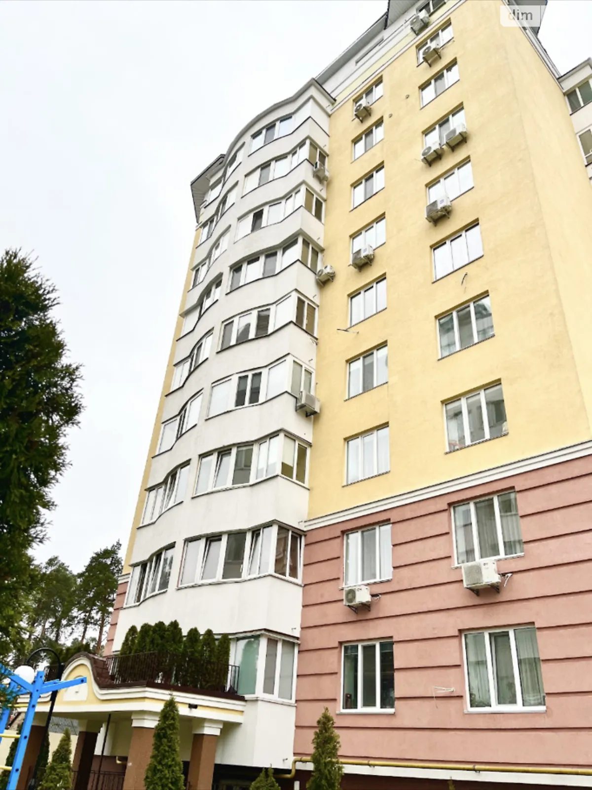 Продається 2-кімнатна квартира 68 кв. м у Бучі, вул. Антонія Михайловського(Малиновського)