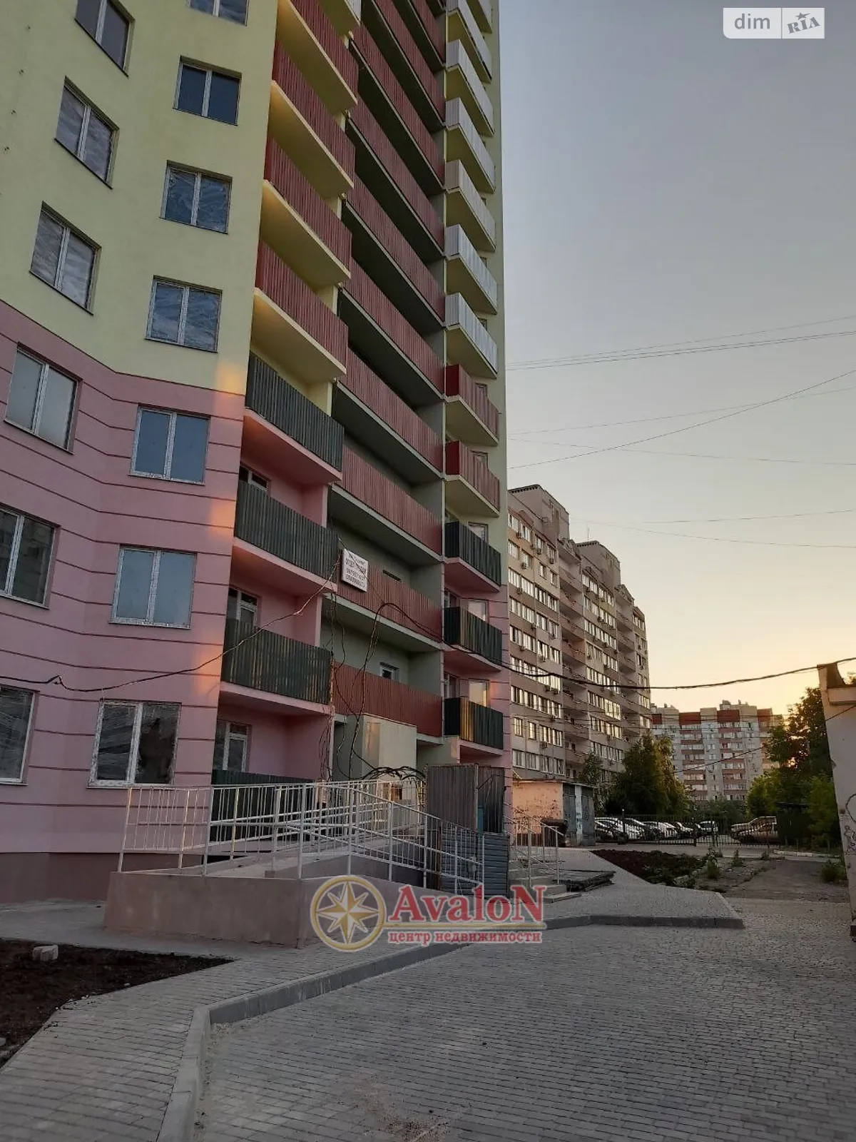 Продается 1-комнатная квартира 35 кв. м в Одессе, ул. Академика Заболотного, 55А
