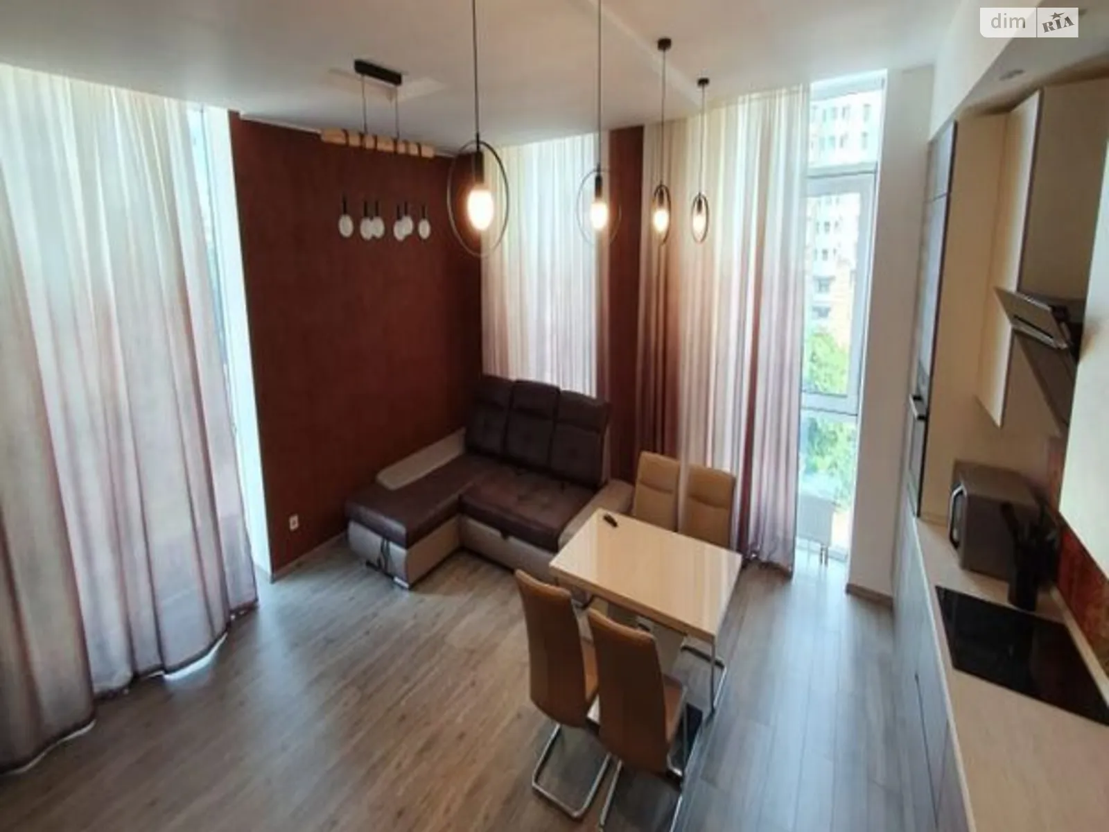 Продается 3-комнатная квартира 106 кв. м в Днепре, цена: 165000 $