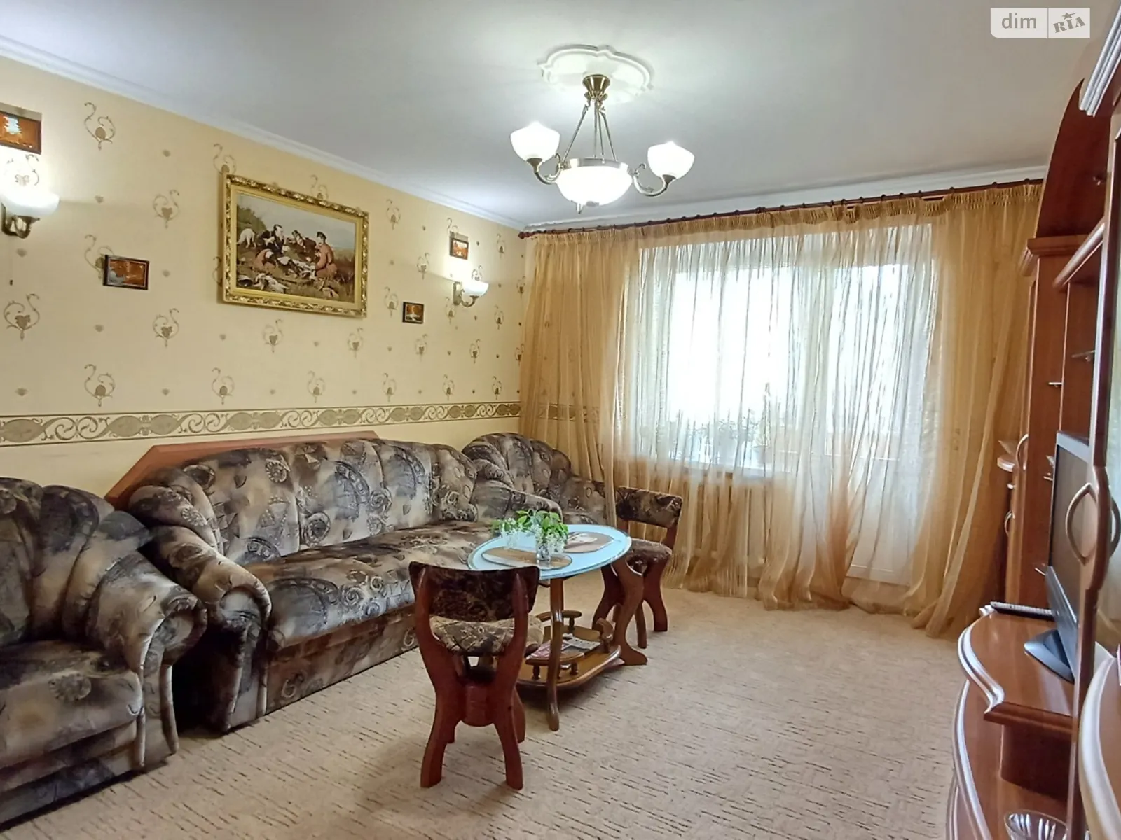 Продается 4-комнатная квартира 81 кв. м в Чернигове, ул. Шевчука, 4 - фото 1