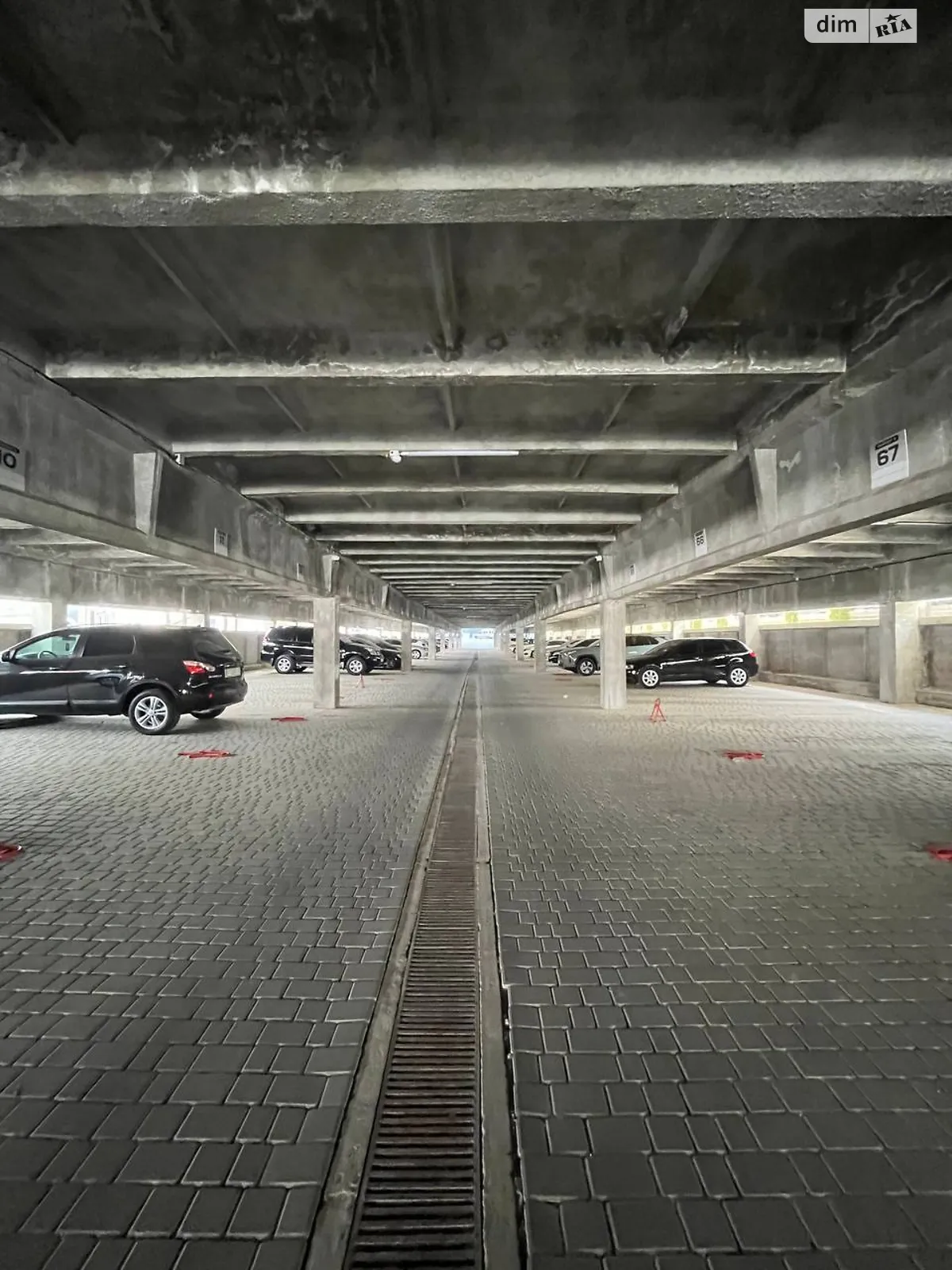 Продається підземний паркінг під легкове авто на 4 кв. м, цена: 9000 $ - фото 1