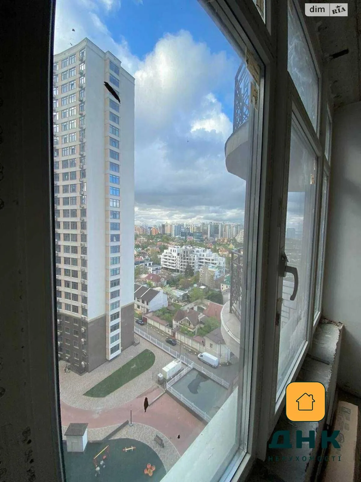 Продается 1-комнатная квартира 39 кв. м в Одессе, ул. Каманина, 16А/5 - фото 1