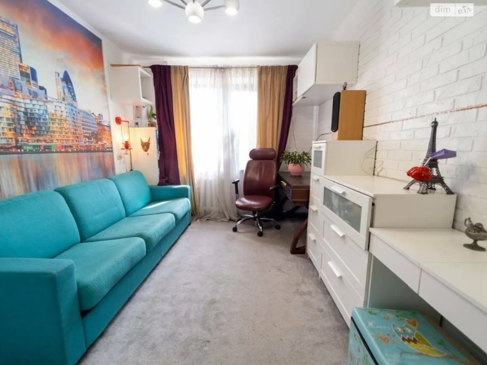 Продается 3-комнатная квартира 93 кв. м в Одессе, ул. Генерала Петрова