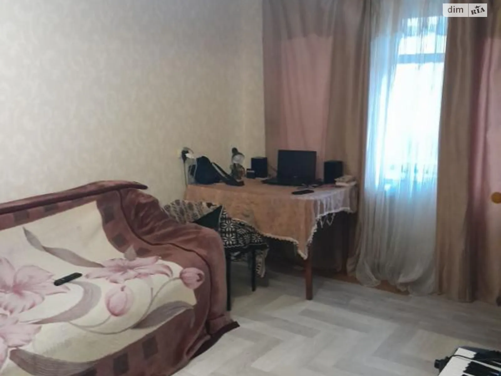 Продается 1-комнатная квартира 32 кв. м в Одессе, ул. Генерала Петрова - фото 1