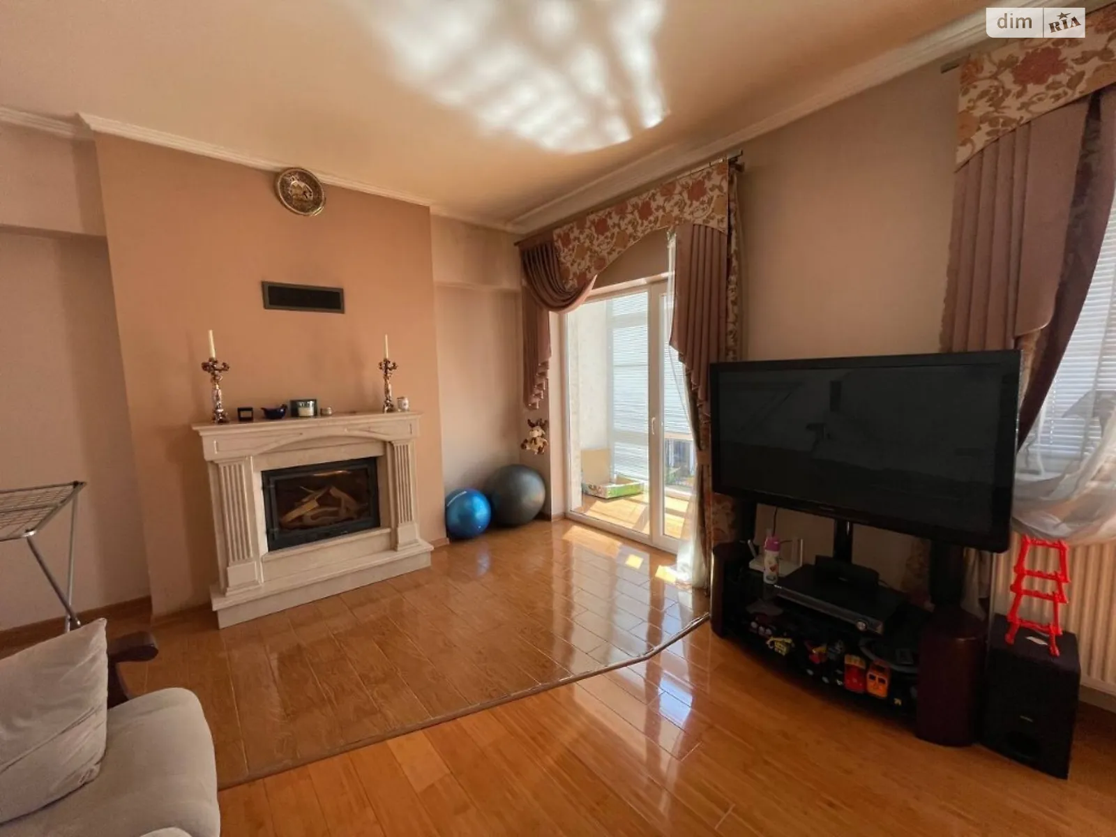 Продается часть дома 280 кв. м с мебелью, цена: 160000 $ - фото 1
