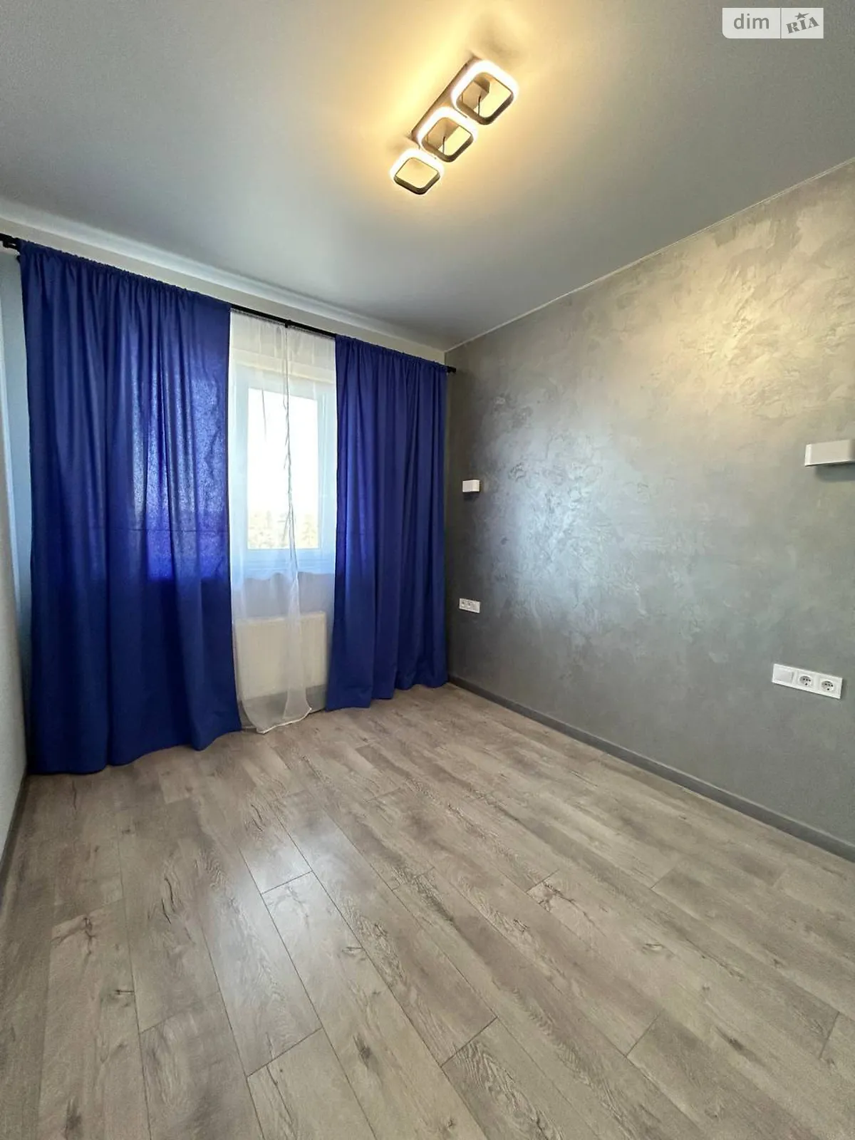 Продается 2-комнатная квартира 50.8 кв. м в Буче, ул. Яблонская - фото 1