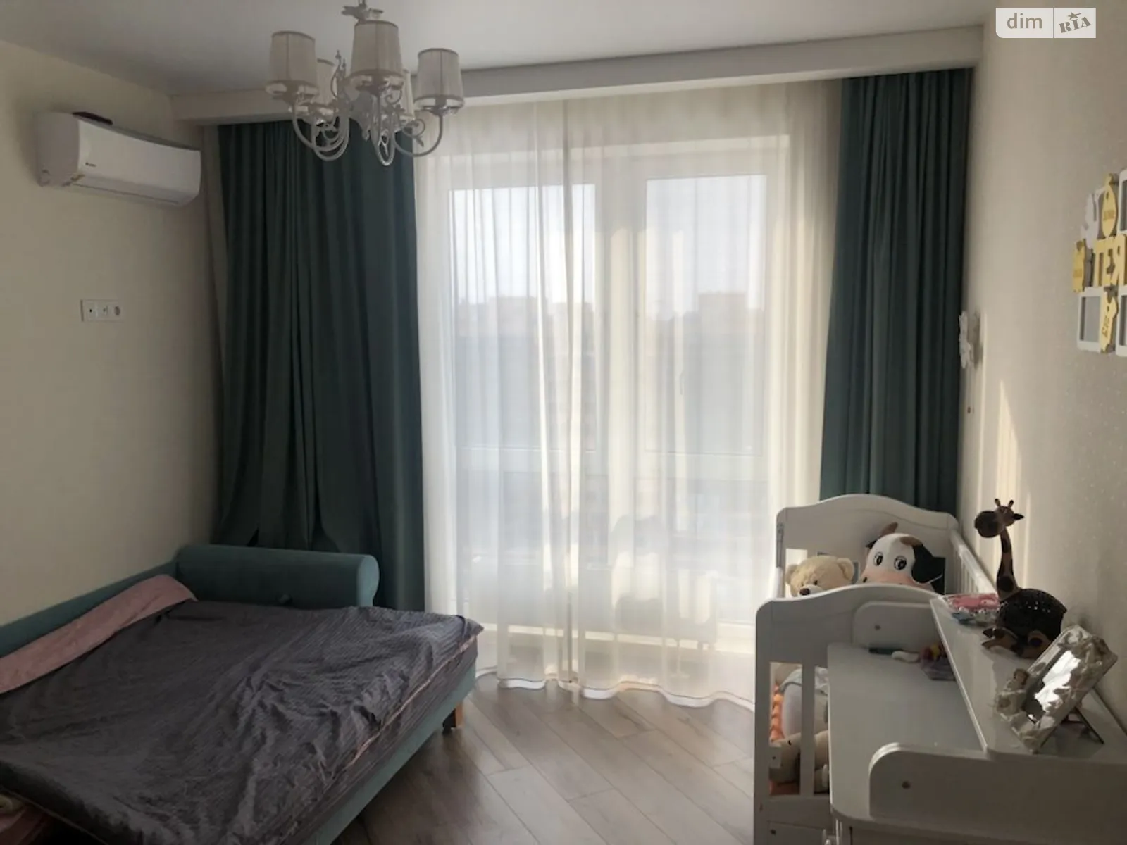 Продается 2-комнатная квартира 70 кв. м в Одессе, цена: 87000 $