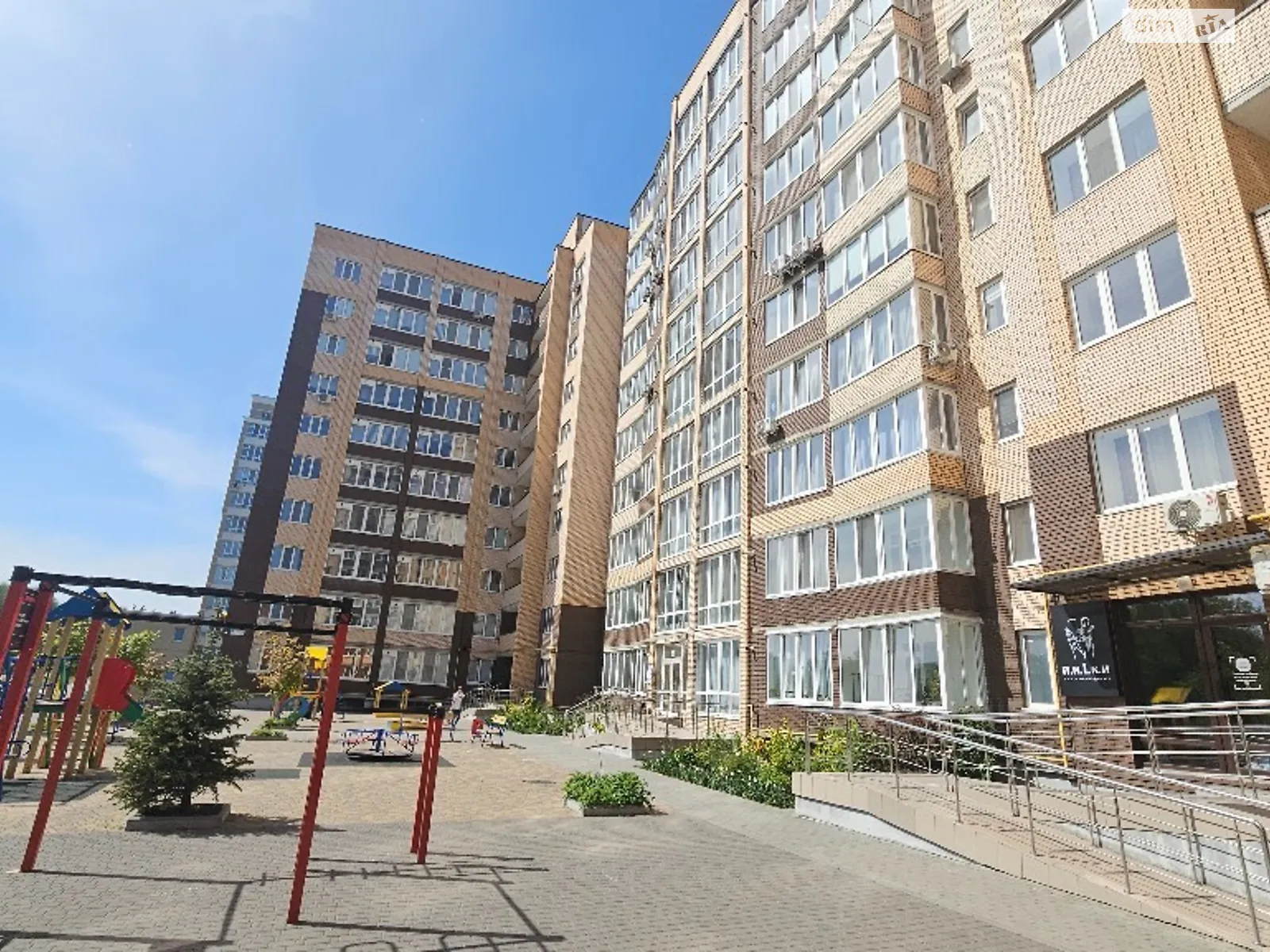 Продается 1-комнатная квартира 50 кв. м в Хмельницком, Старокостянтиновское шоссе