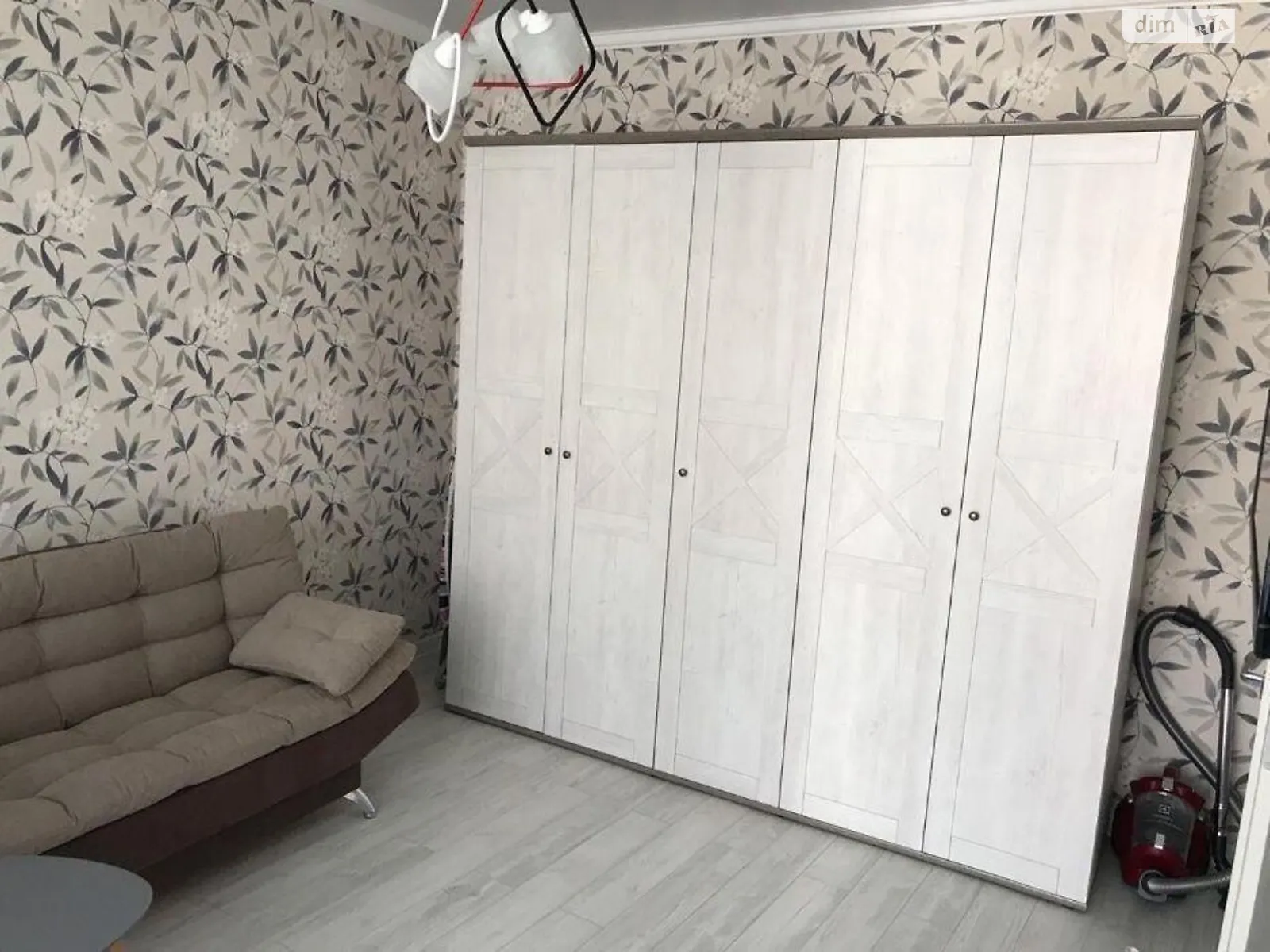 Продается 1-комнатная квартира 45 кв. м в Одессе, цена: 55000 $