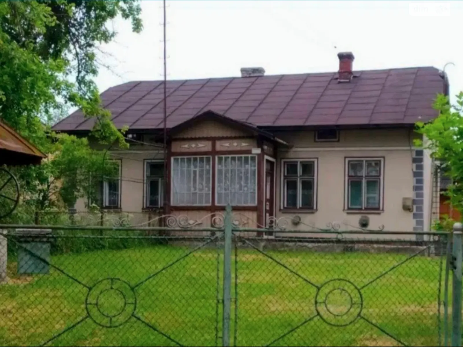 Продається одноповерховий будинок 90 кв. м з бесідкою, цена: 25000 $