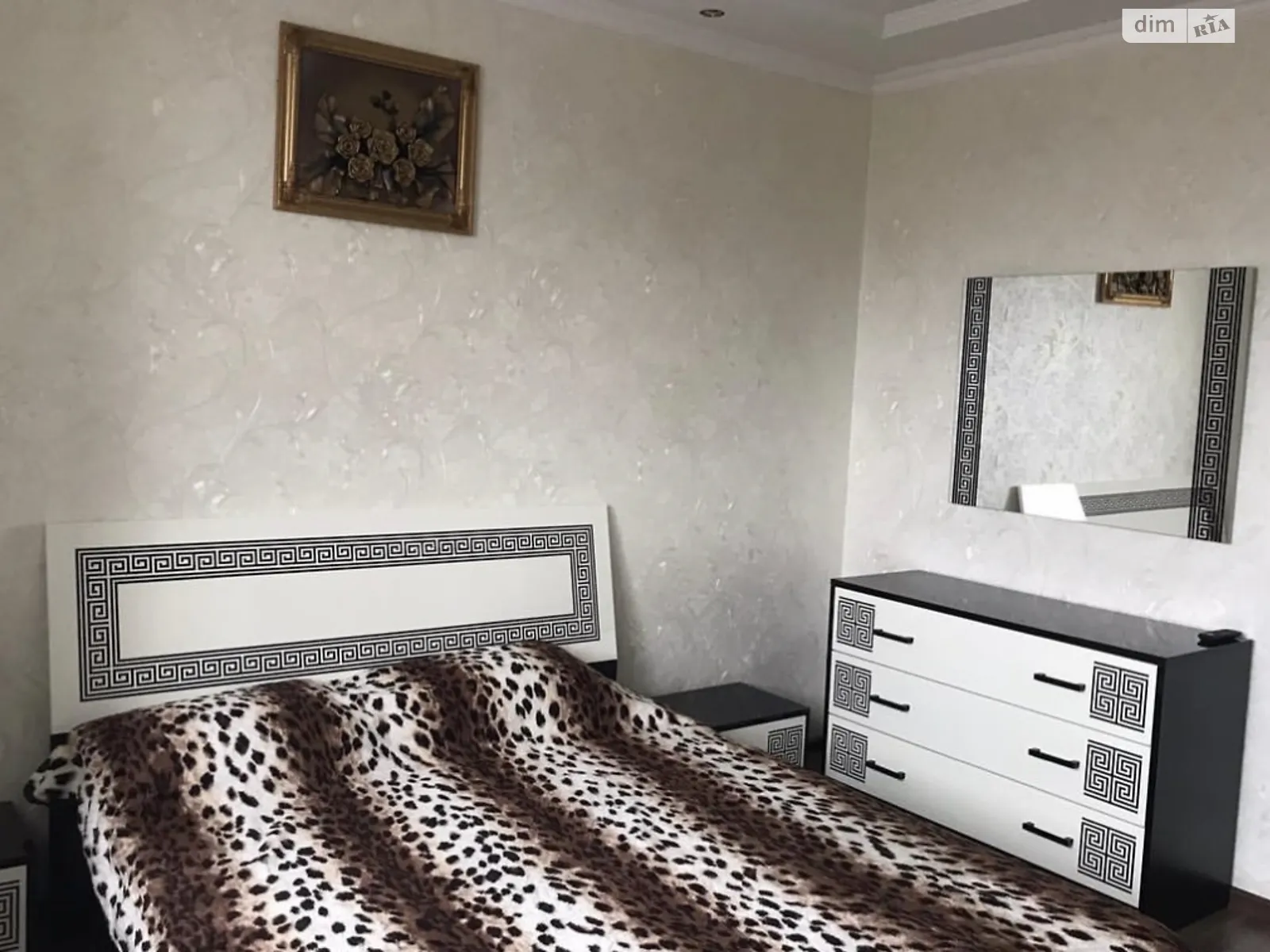 Сдается в аренду 2-комнатная квартира 63 кв. м в Ивано-Франковске, ул. Хотинская