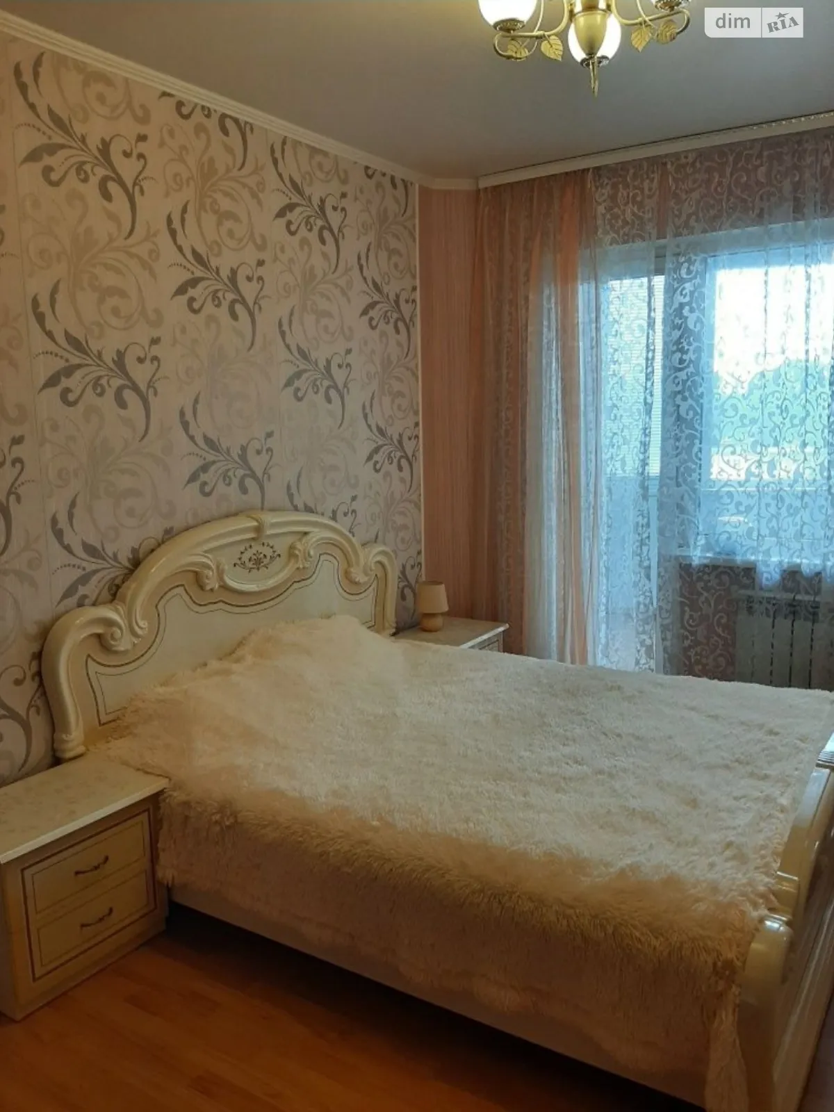 Продается 3-комнатная квартира 63 кв. м в Кривом Роге, просп. Университетский(Гагарина), 48А - фото 1