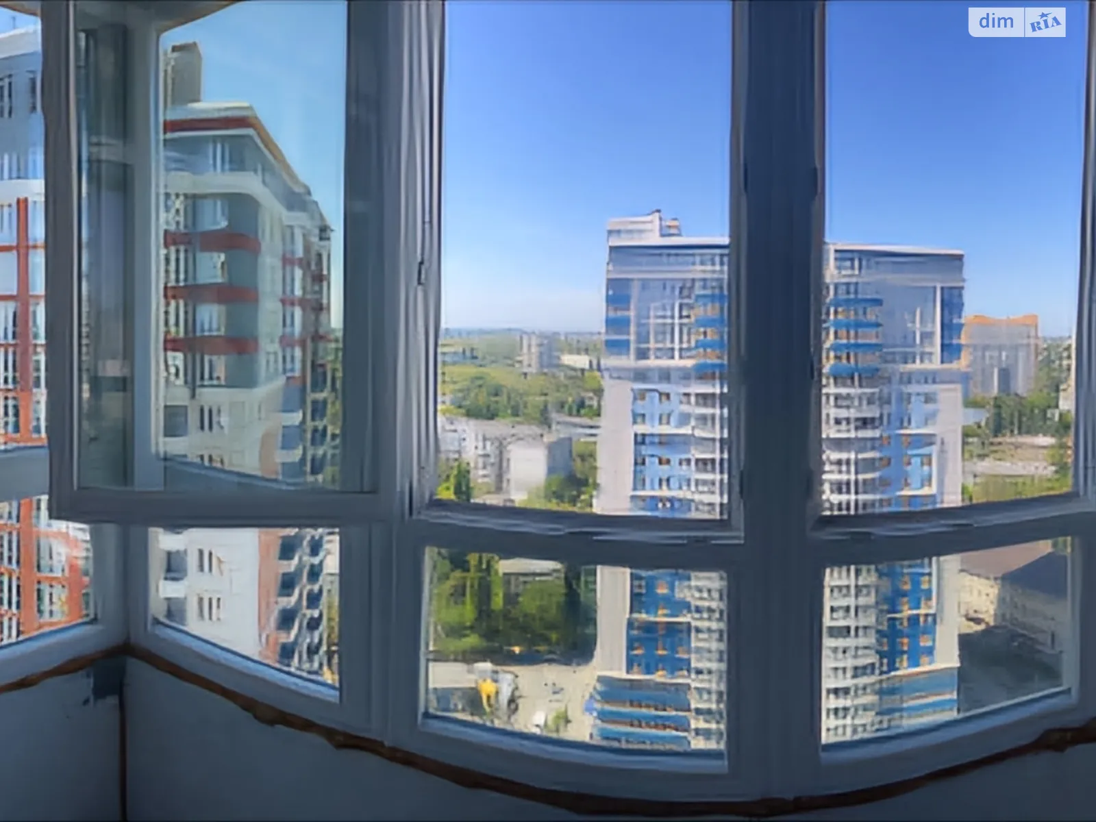 Продается 2-комнатная квартира 71.7 кв. м в Одессе, просп. Гагарина - фото 1