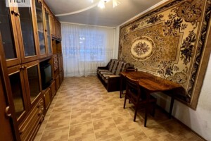 Сниму квартиру в Чемеровцах долгосрочно